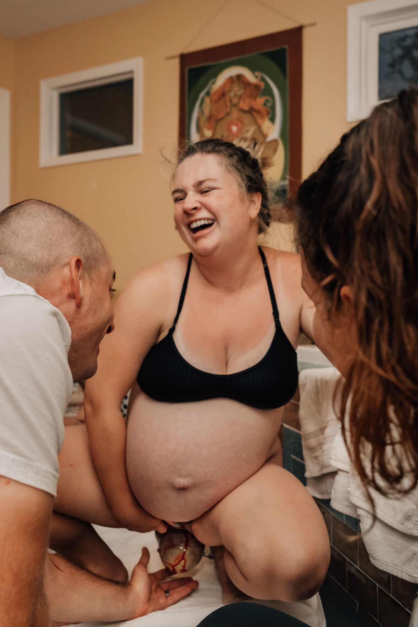 doula and birth photographer near me in northern Virginia
