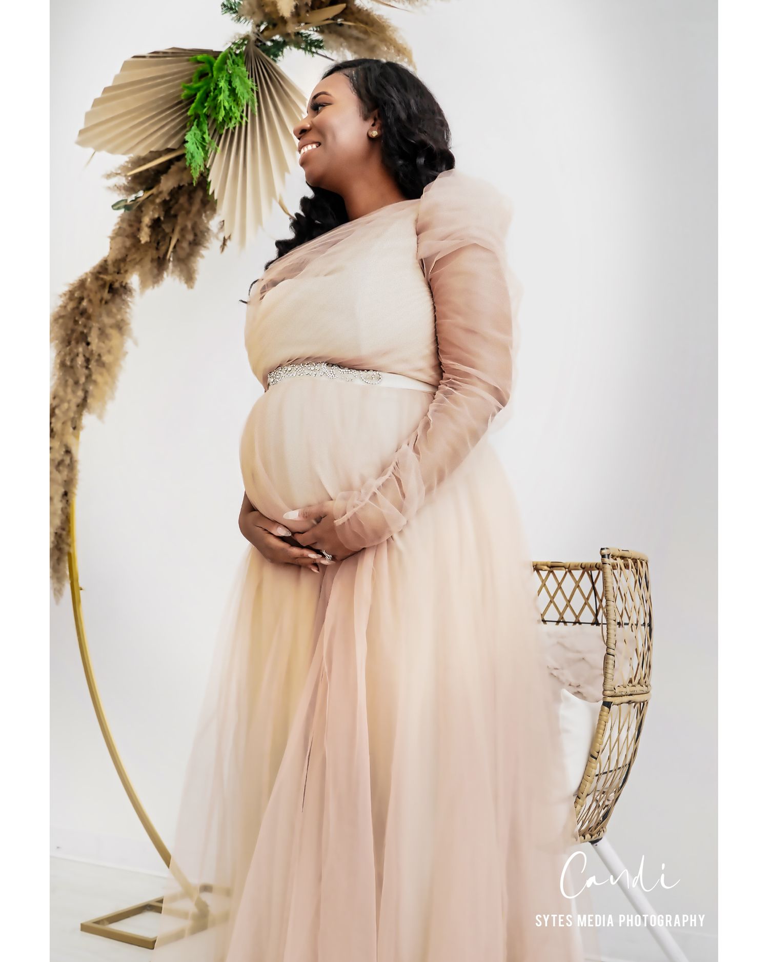 SYTES MEDIA INC - MATERNITY - PIC 5