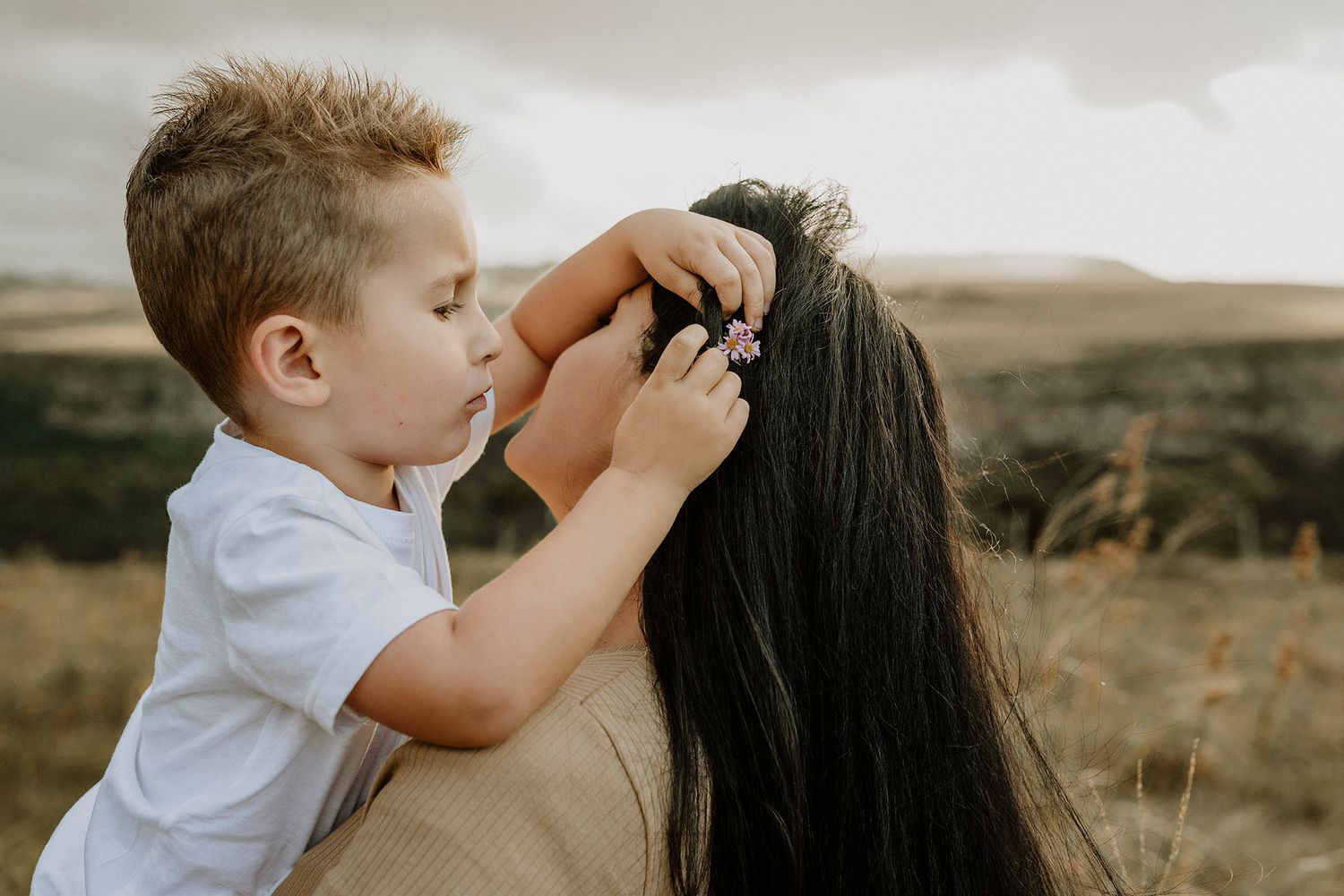 Family photo shoot in Port Edward, KwaZulu-Natal. Maternity photo shoot. South Coast photographer. Family photography. Family photos.