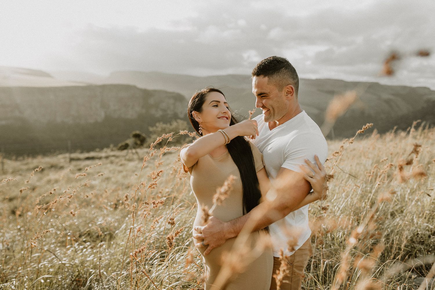 Family photo shoot in Port Edward, KwaZulu-Natal. Maternity photo shoot. South Coast photographer. Family photography. Family photos.