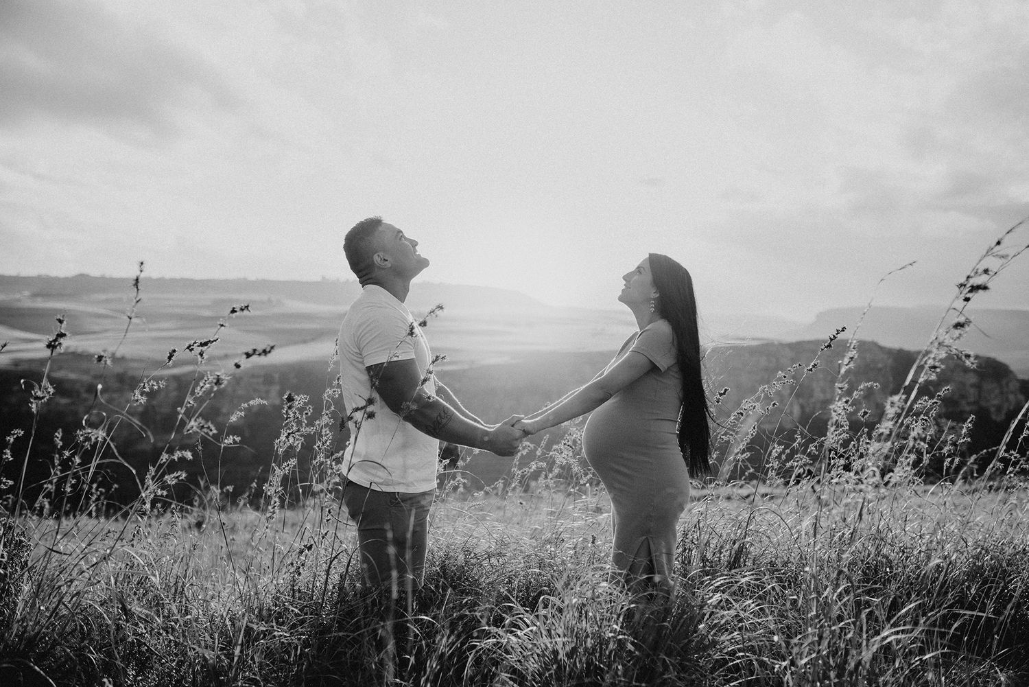 Family photo shoot in Leisure Bay, KwaZulu-Natal. Maternity photo shoot. Port Edward photographer. Family photography. Family photos.