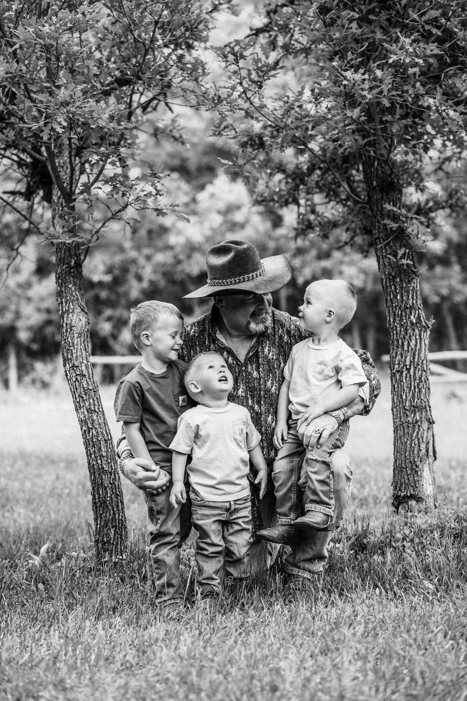 Amber Canterbury Photography Christmas mini session