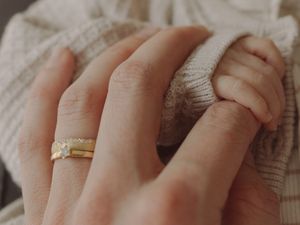 Newborn Foto-Shooting bei euch zu Hause