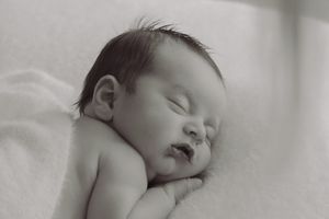 Newborn Foto-Shooting im Tageslichtstudio Schöftland im Aargau