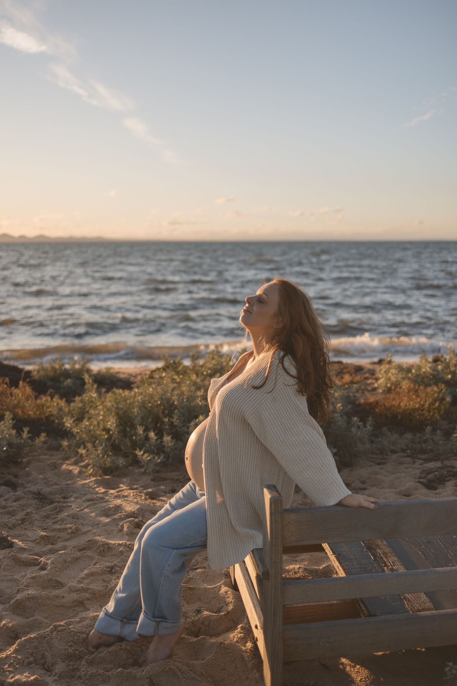 Geelong Lara Torquay Ocean Grove Barwon Heads newborn maternity pregnancy family motherhood couples photographer photography photoshoot