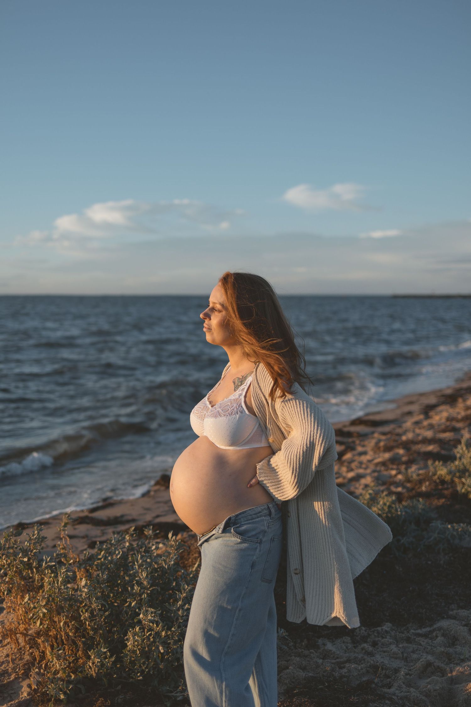 Geelong Lara Torquay Ocean Grove Barwon Heads newborn maternity pregnancy family motherhood couples photographer photography photoshoot