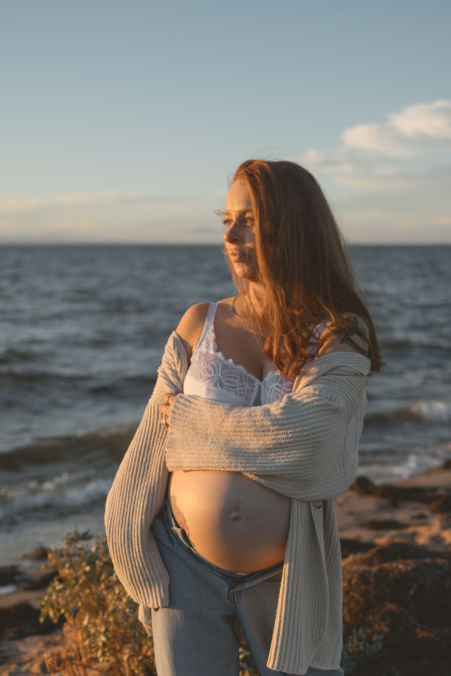 Geelong Lara Torquay Ocean Grove Barwon Heads newborn maternity pregnancy family motherhood couples photographer photography photoshoot