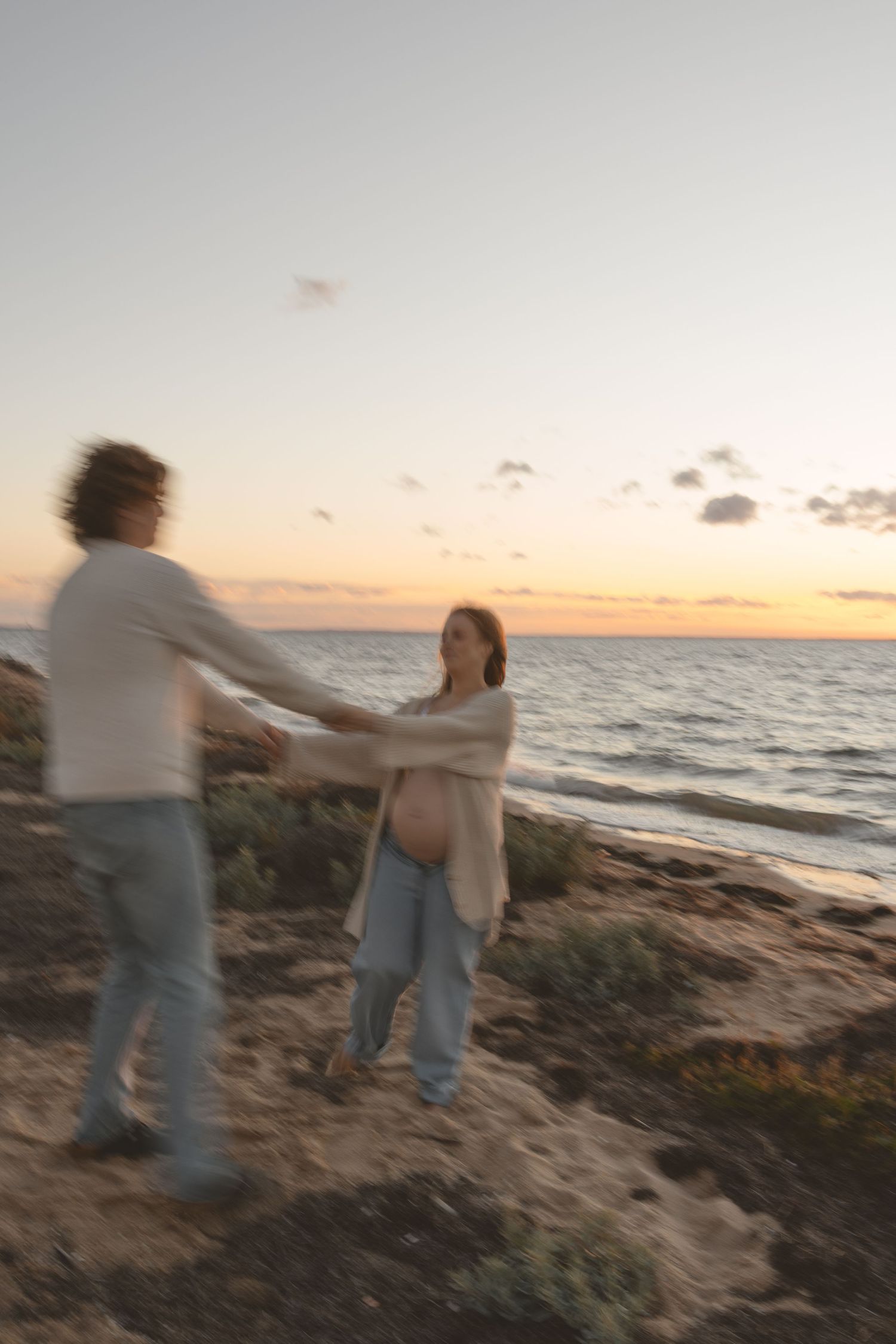 Geelong Lara Torquay Ocean Grove Barwon Heads newborn maternity pregnancy family motherhood couples photographer photography photoshoot