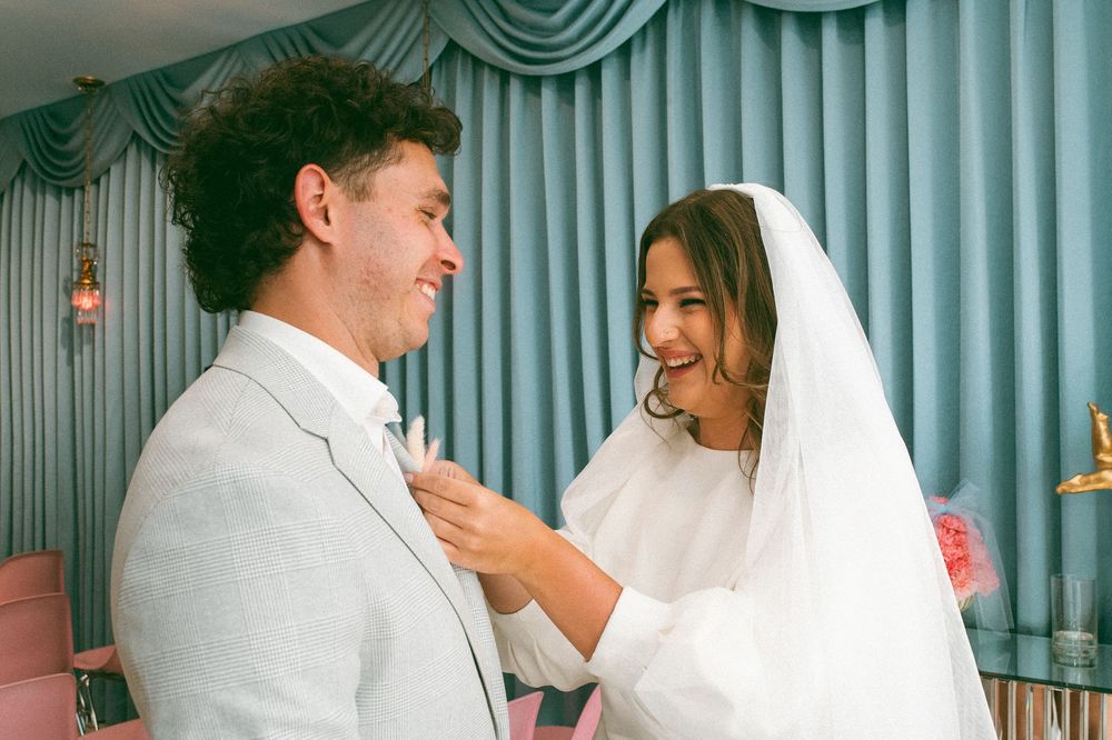 Sure Thing Too Chapel Elopement | Las Vegas Elopement Photographer & Super 8 Videographer