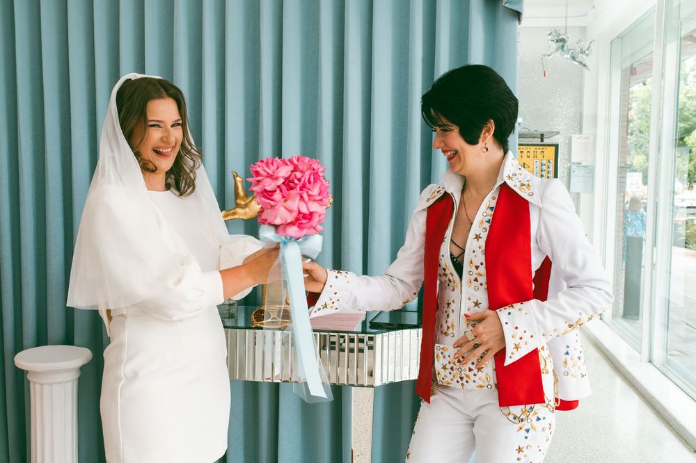 Sure Thing Chapel Elopement | Las Vegas Elopement Photographer & Super 8 Videographer