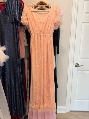 Maternity dress, brand new, no train, all lace  Size M