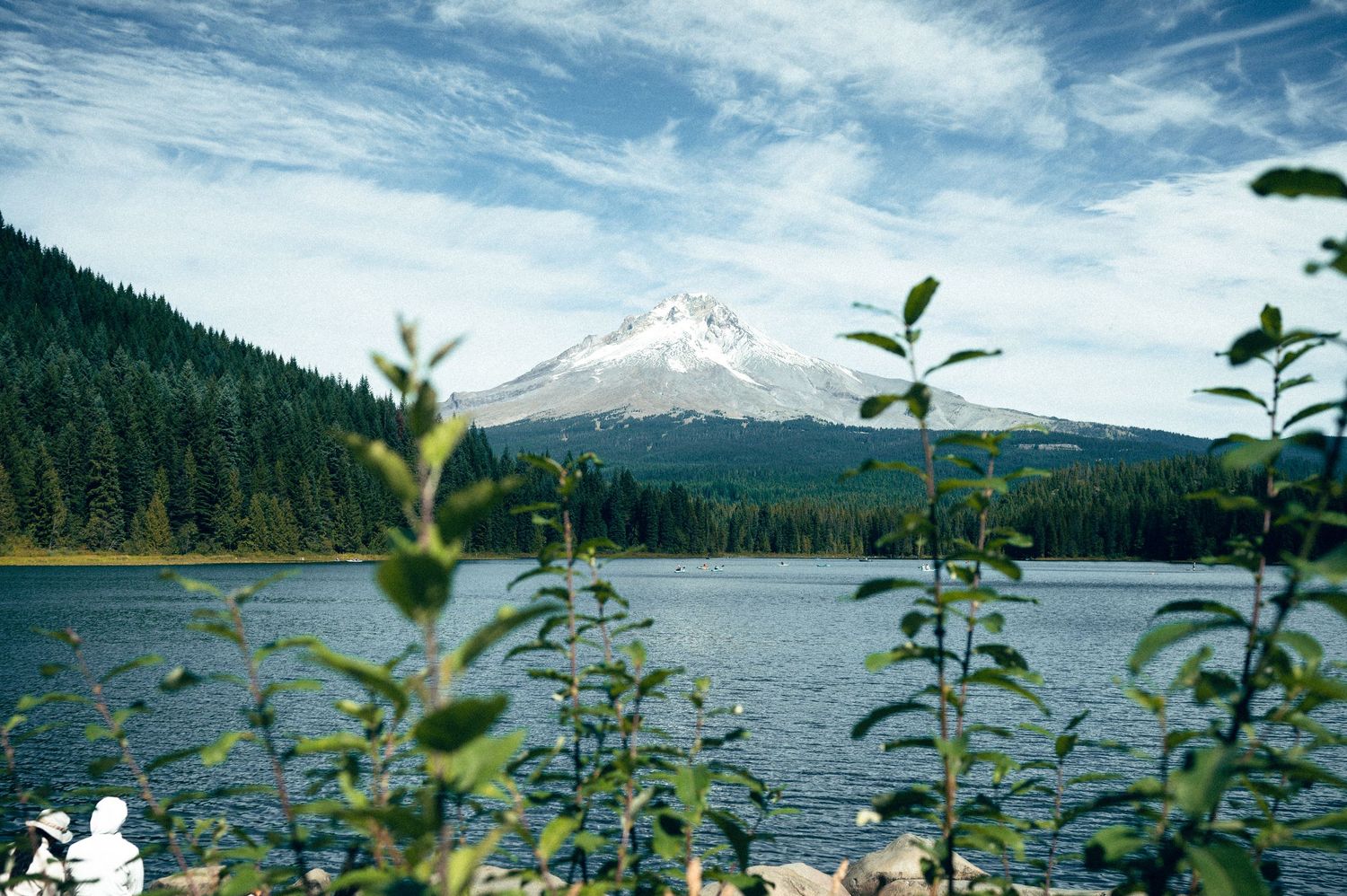 20 best things to do for your Oregon Coast Road Trip. Snow-capped Mount Hood Oregon. Travel and wellness photography by Carl James