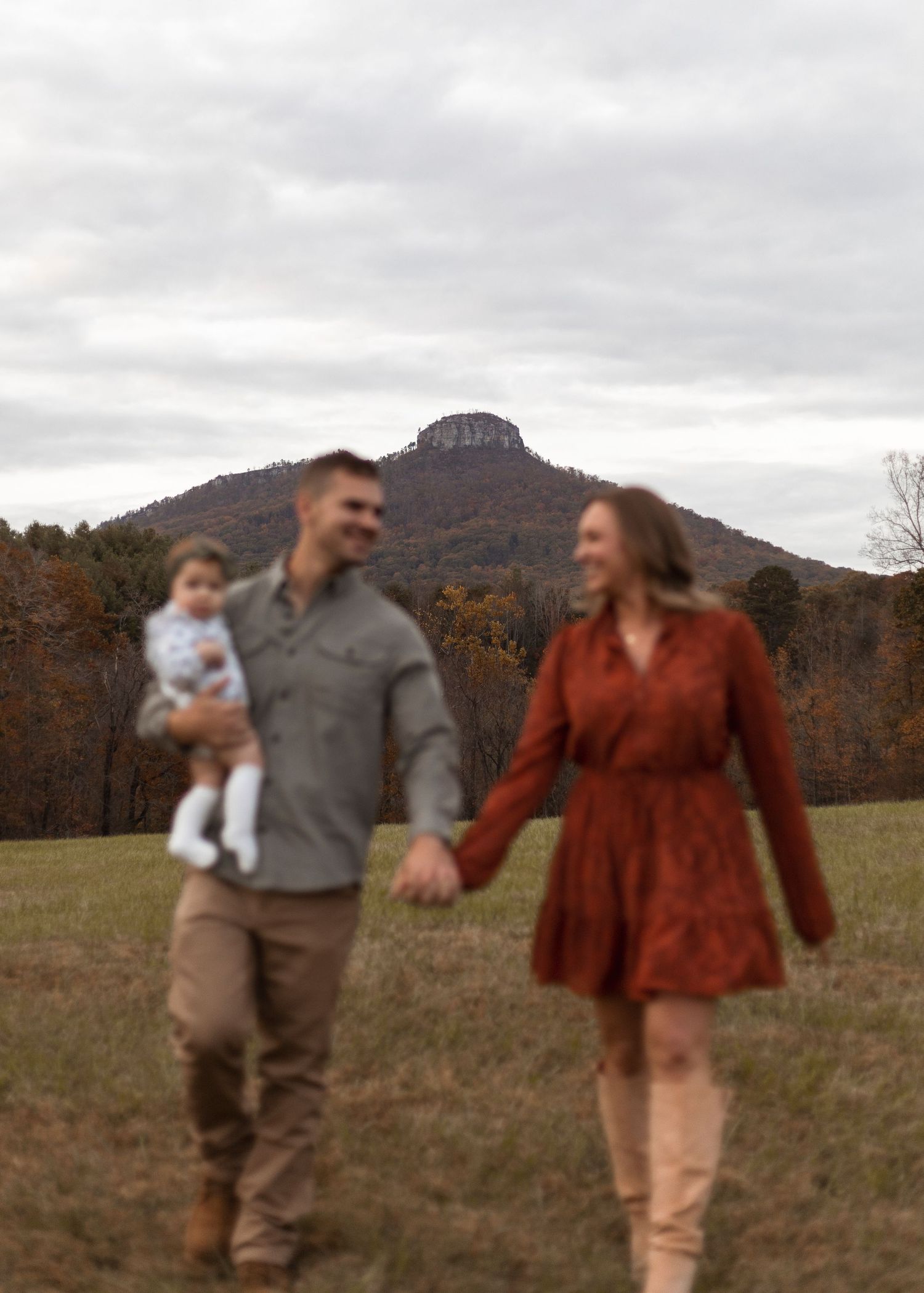 photo Christmas fall newborn family announcement Winston Salem advance Mocksville clemmons advance lewisville Kernersville triad pilot mount