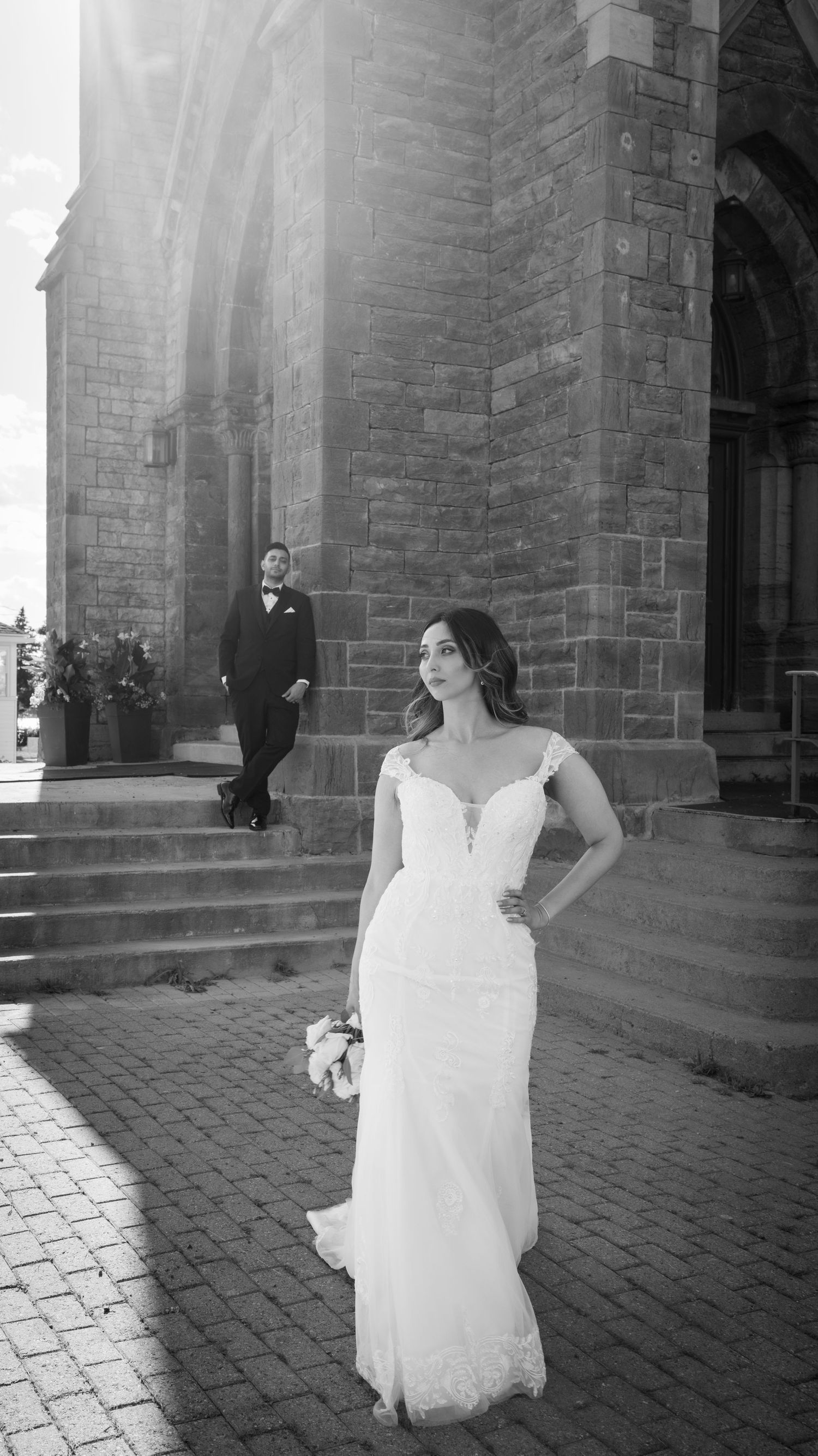 Elopement à Montréal photographié avec une approche naturelle, artistique et haut de gamme.