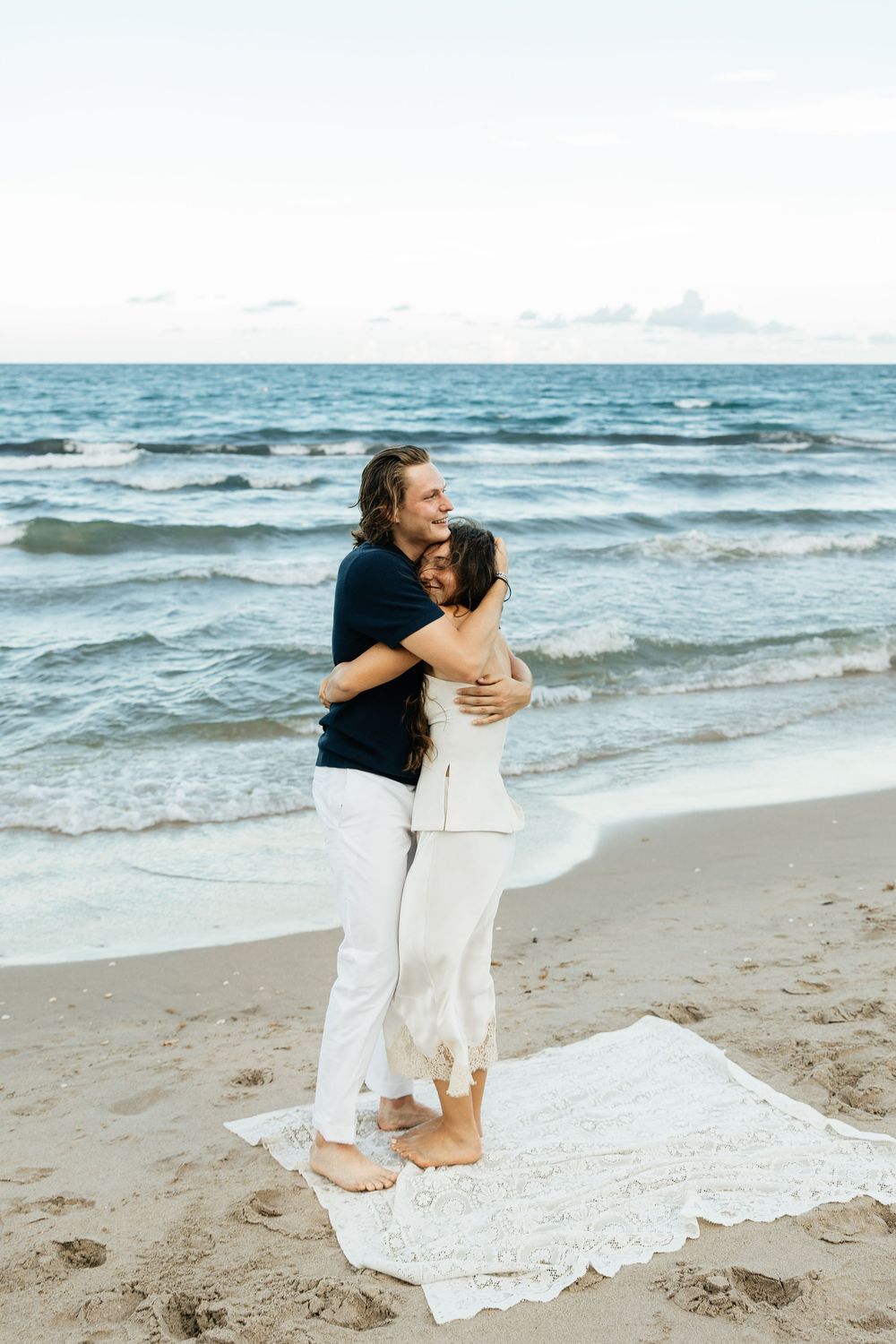 Beach surprise proposal in Florida. Jacksonville Proposal Photographer, Jacksonville Beach Proposal Photographer - Lindsay McDow Photography
