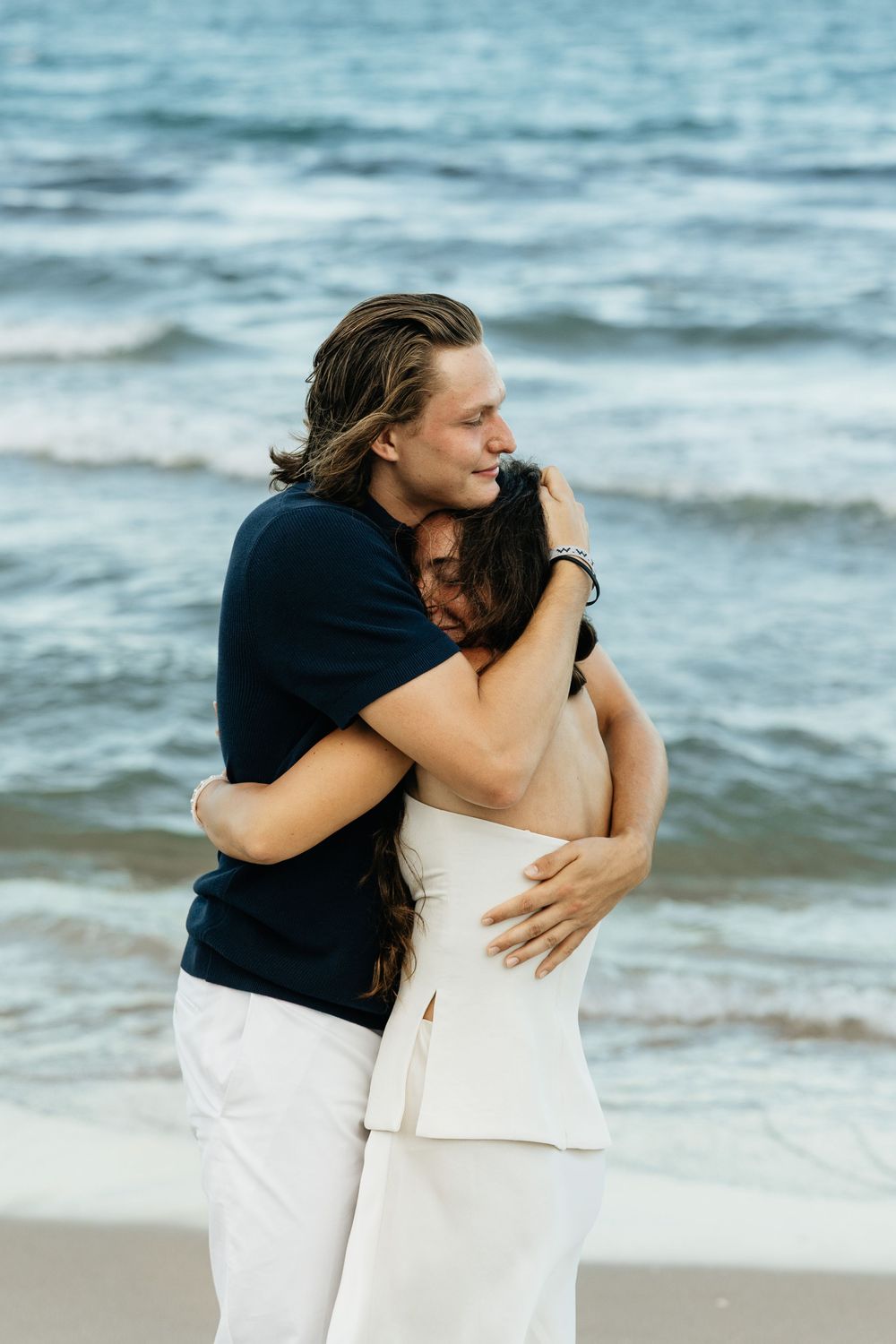 Beach surprise proposal in Florida. Jacksonville Proposal Photographer, Jacksonville Beach Proposal Photographer - Lindsay McDow Photography