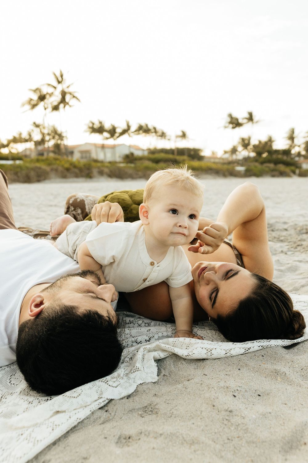 Playful Jacksonville Beach family photos. Jacksonville Family Photographer, Duval County Family Photographer  - Lindsay McDow Photography