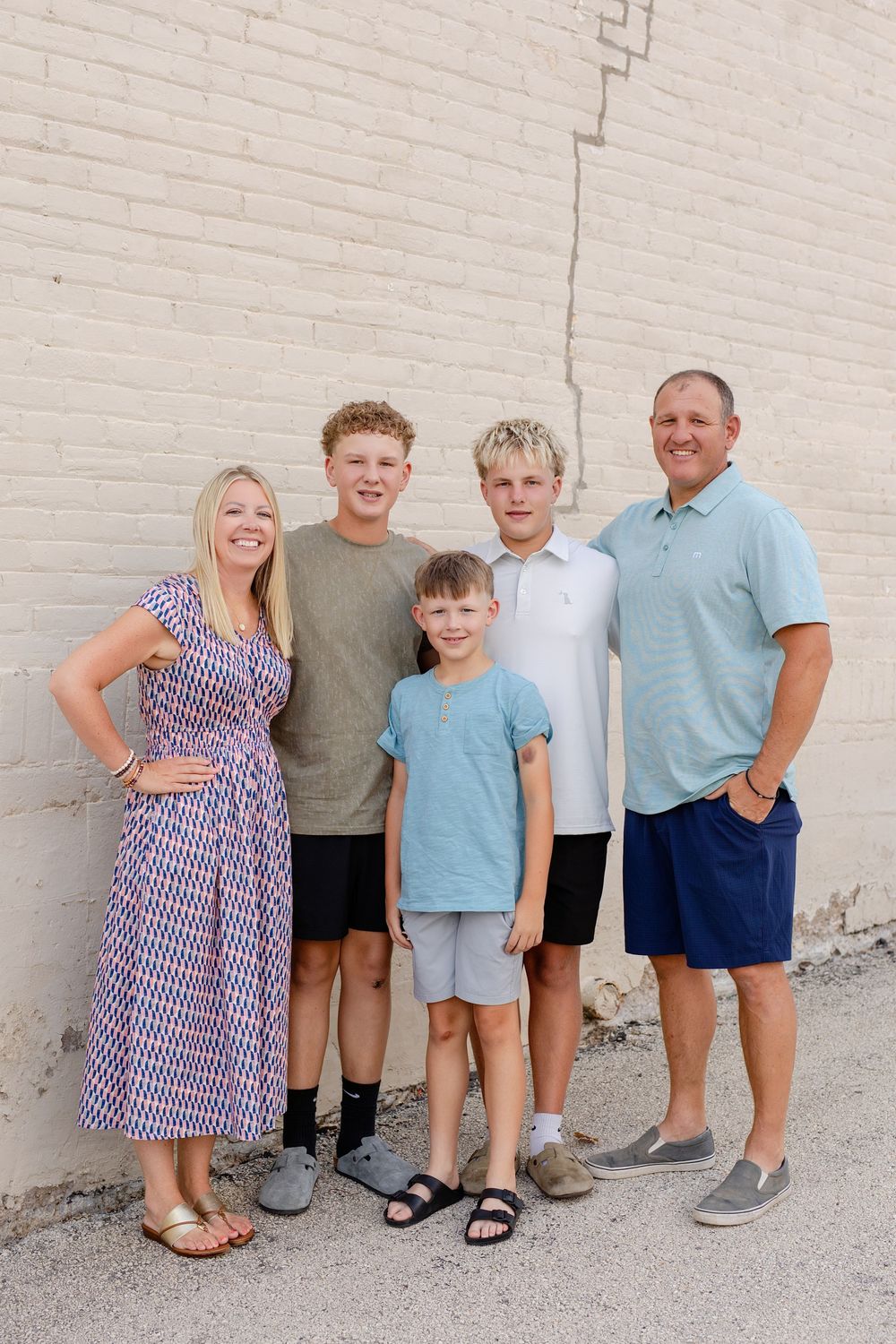 Hartland WI family photos with Kendall Kuss Photography