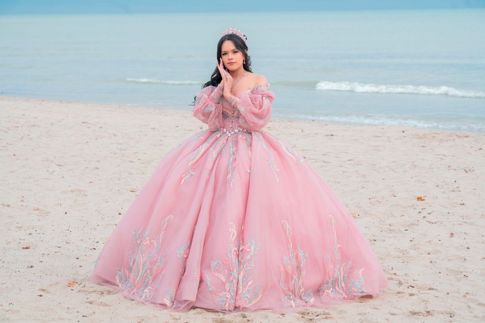 Milwaukee Quinceañera fotografia en la playa de Milwaukee