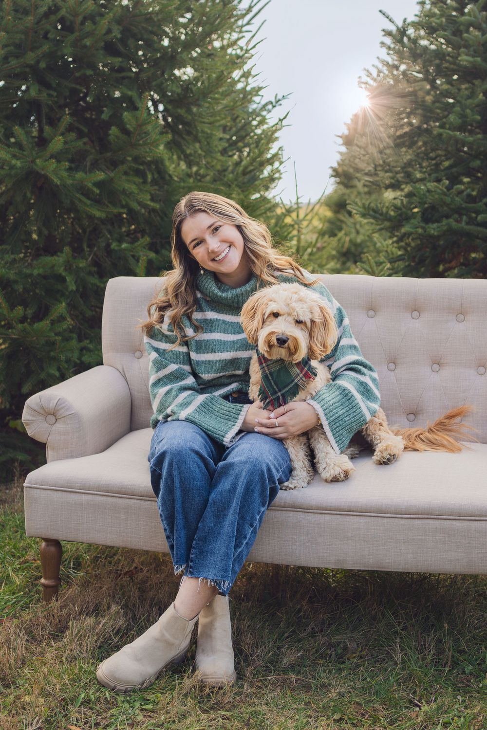 Christmas Photo, Lebanon Pa, Misty Run Tree Farm, Annville Pa, Central Pa Photographer, Family Photographer, Family, Dog Photographer, Pet