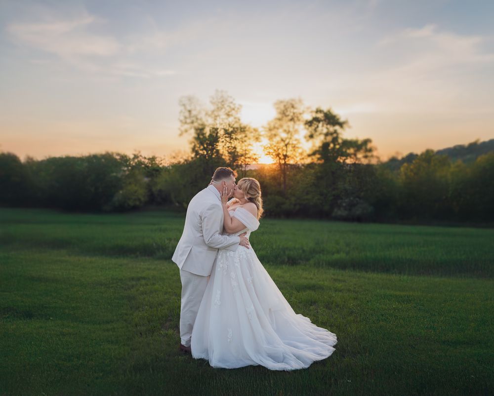 Central Pa Wedding Photographer, Lebanon Pa Wedding Photographer, Scyamore Springs Orchard, Wedding Photography, Engagement Photographer