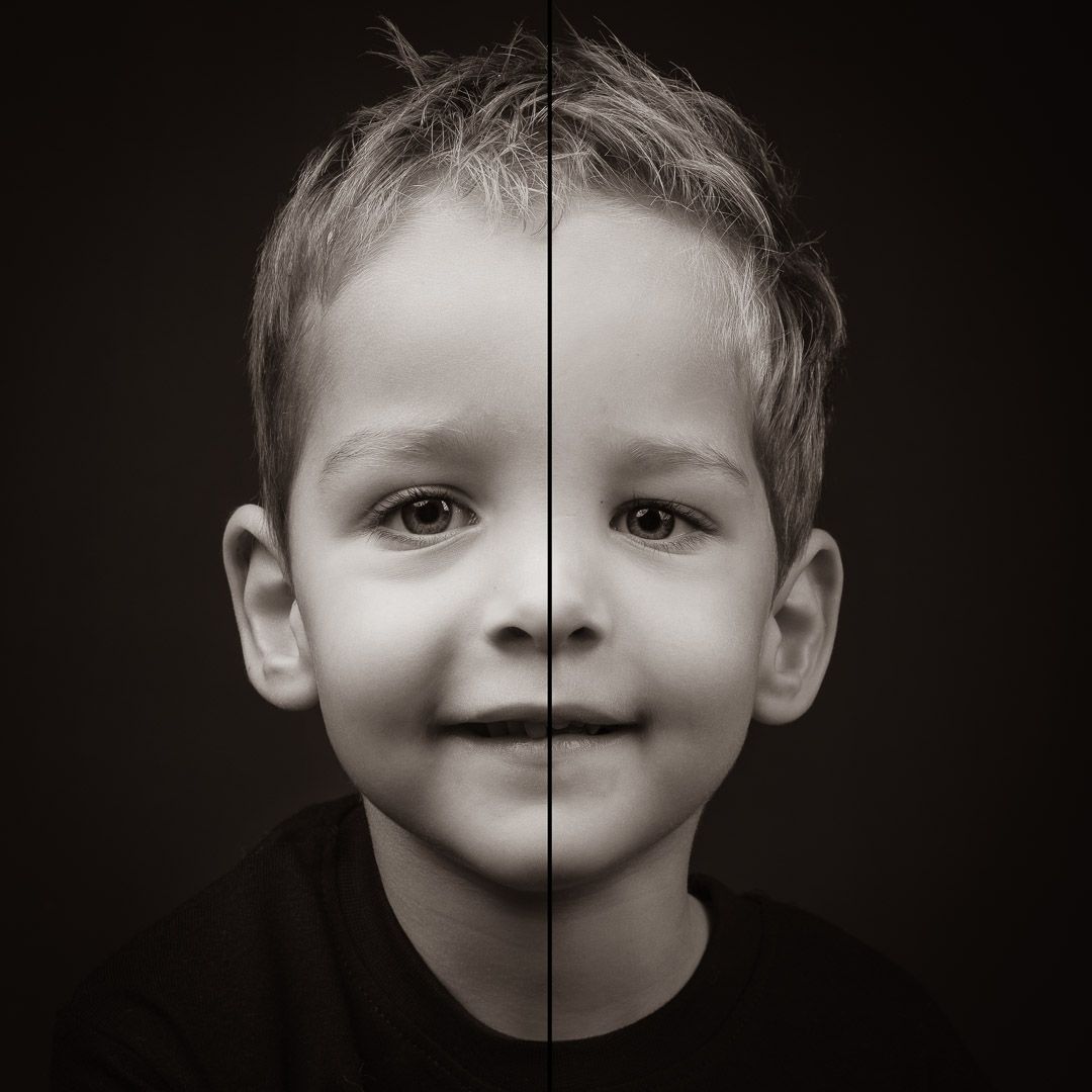duoportret van twee broertjes in zwart wit, gemaakt door Memories Last Forever Fotografie