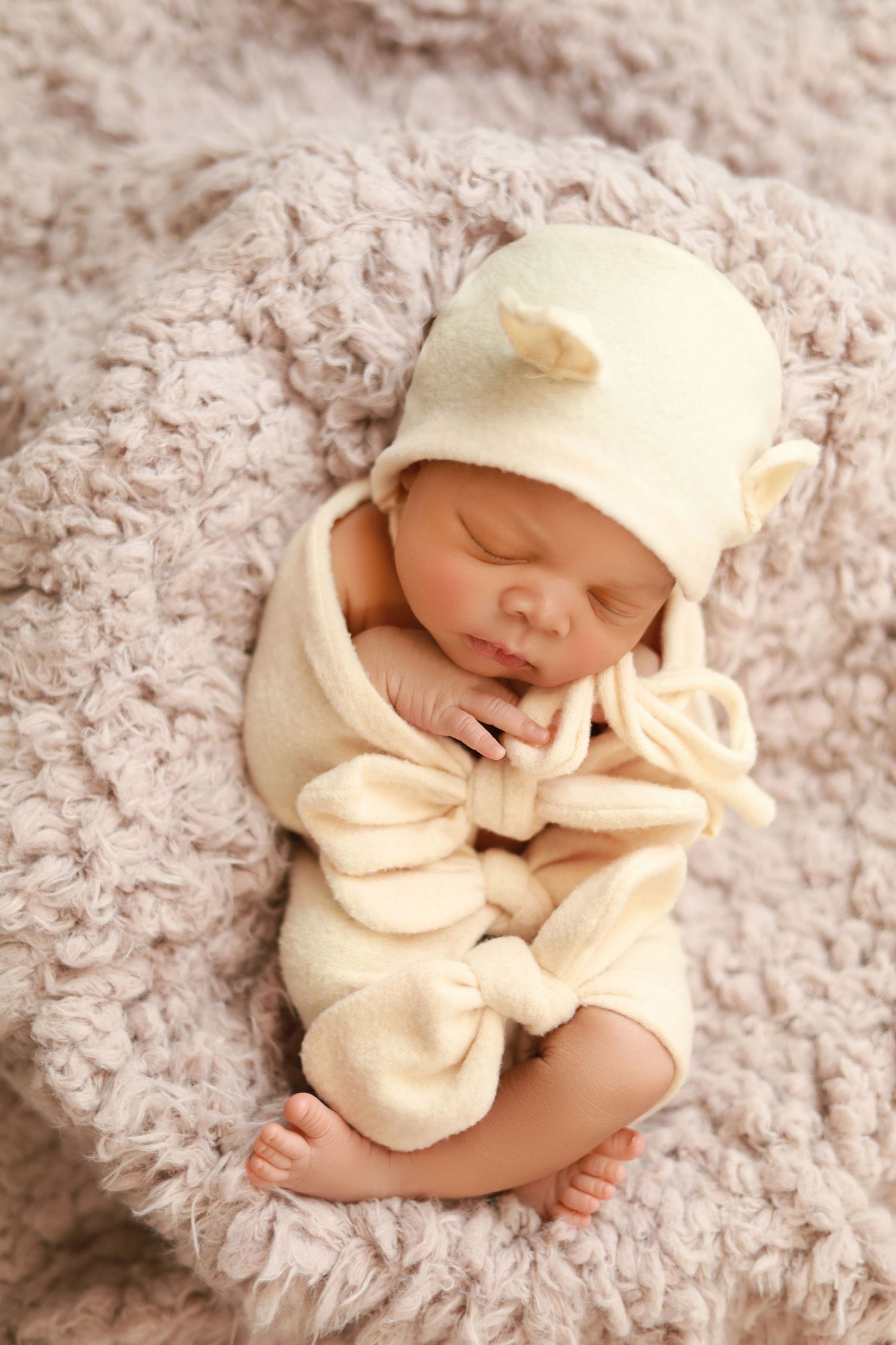 NEWBORN PHOTOGRAPHY