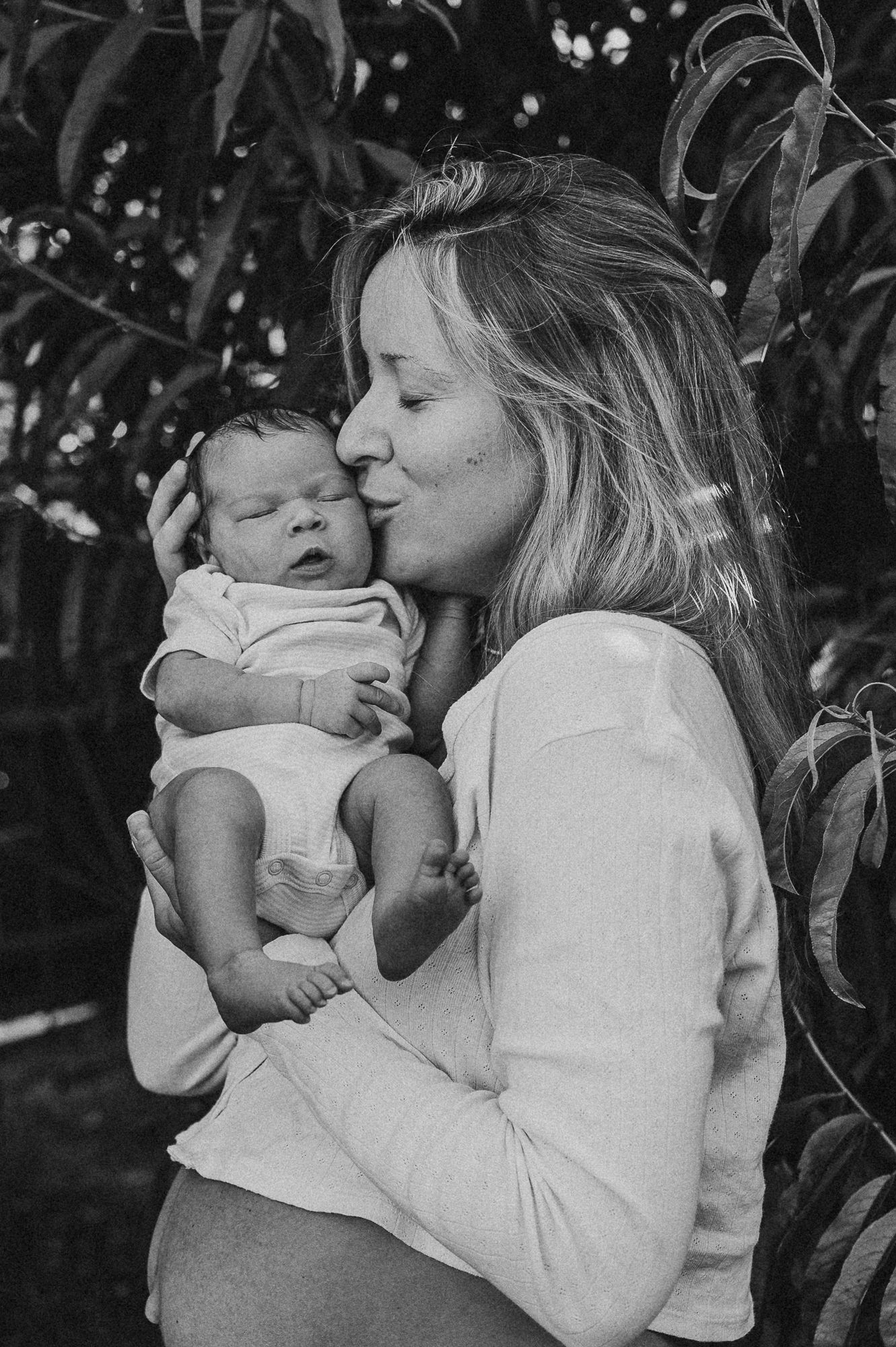 Sophia birth photography. Birth photographer in Dallas-Fort-Worth metroplex.