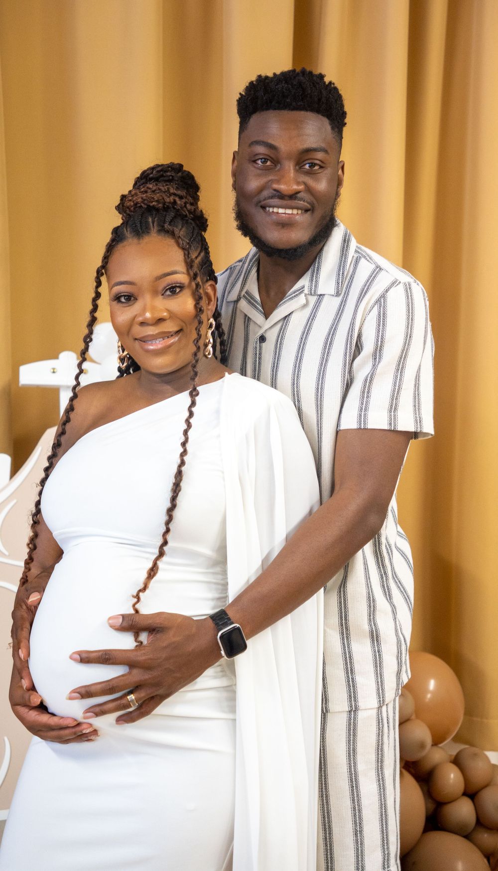 couple baby shower