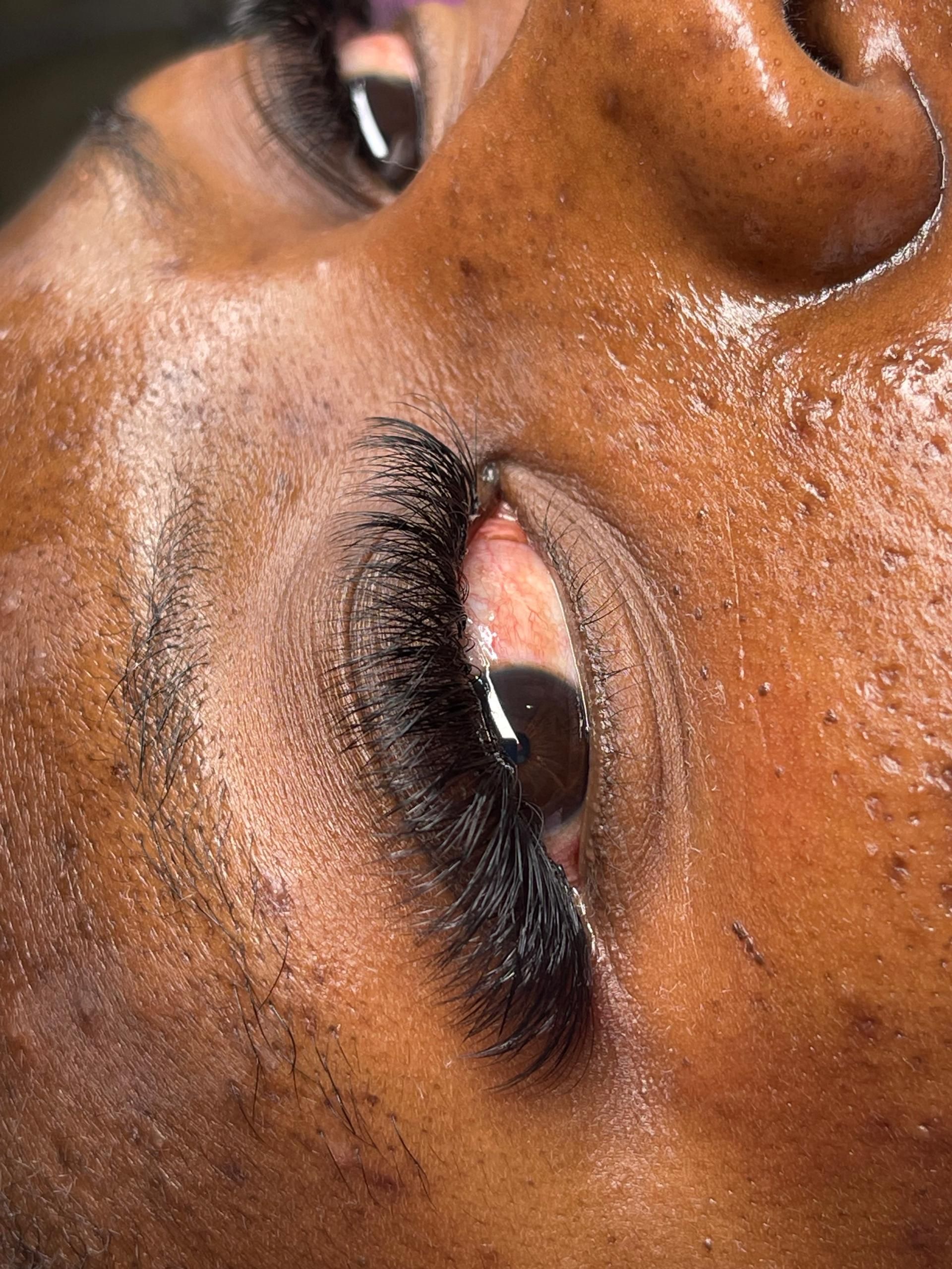 See a beautiful eyelash set

Best Studio in Warri and Ikeja.
Affordable and professional Staff.
Cozy atmosphere

Warri 
Ikeja