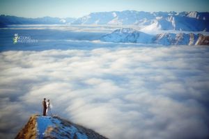 A snowy wedding up on Mount Roy in Central Otago, with epic views