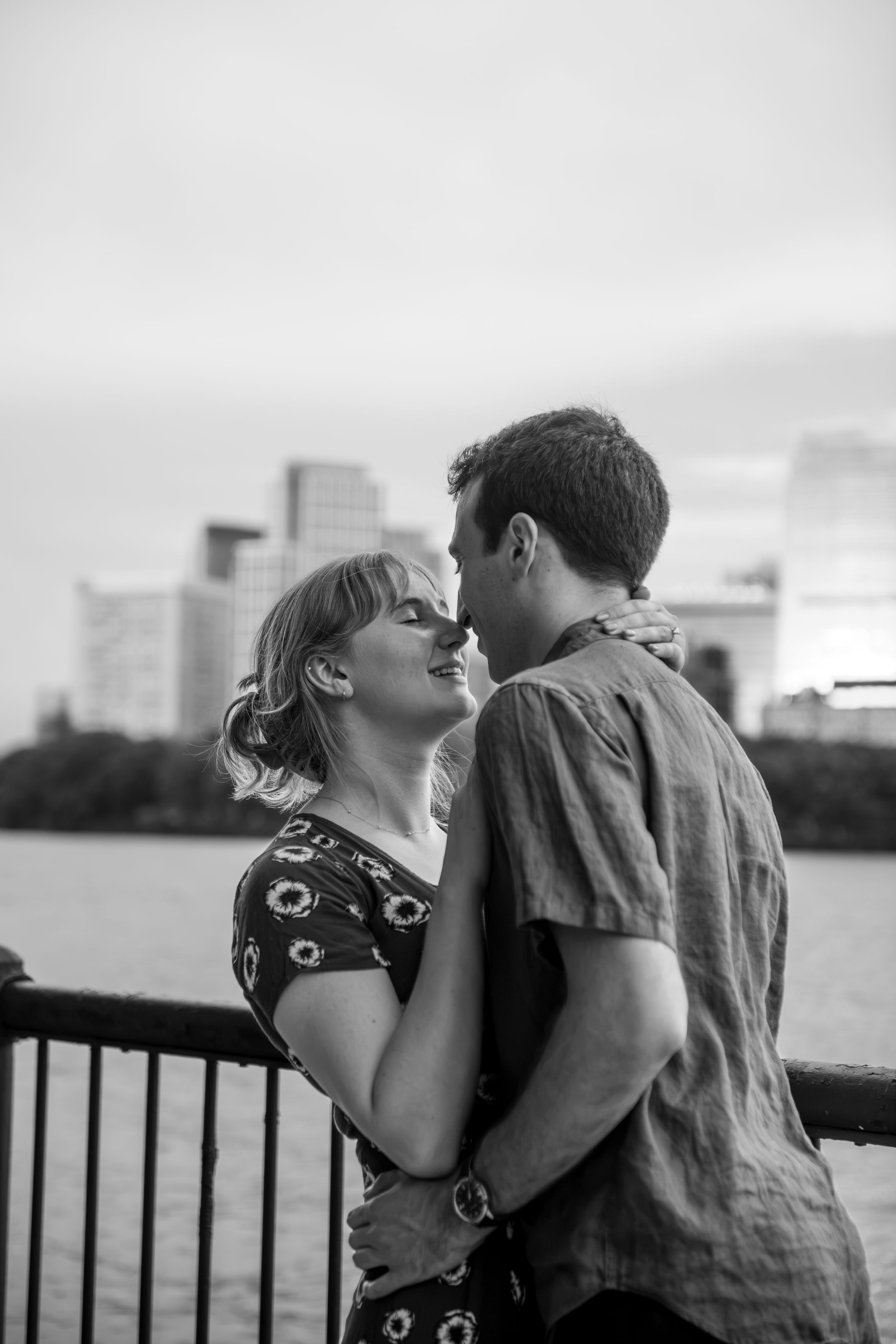 Couples Photos near Boston Ma, Cambridge Couples Photos, Cape Cod couples photos, Acadia Couples photos, engagement photos, Seaport couple