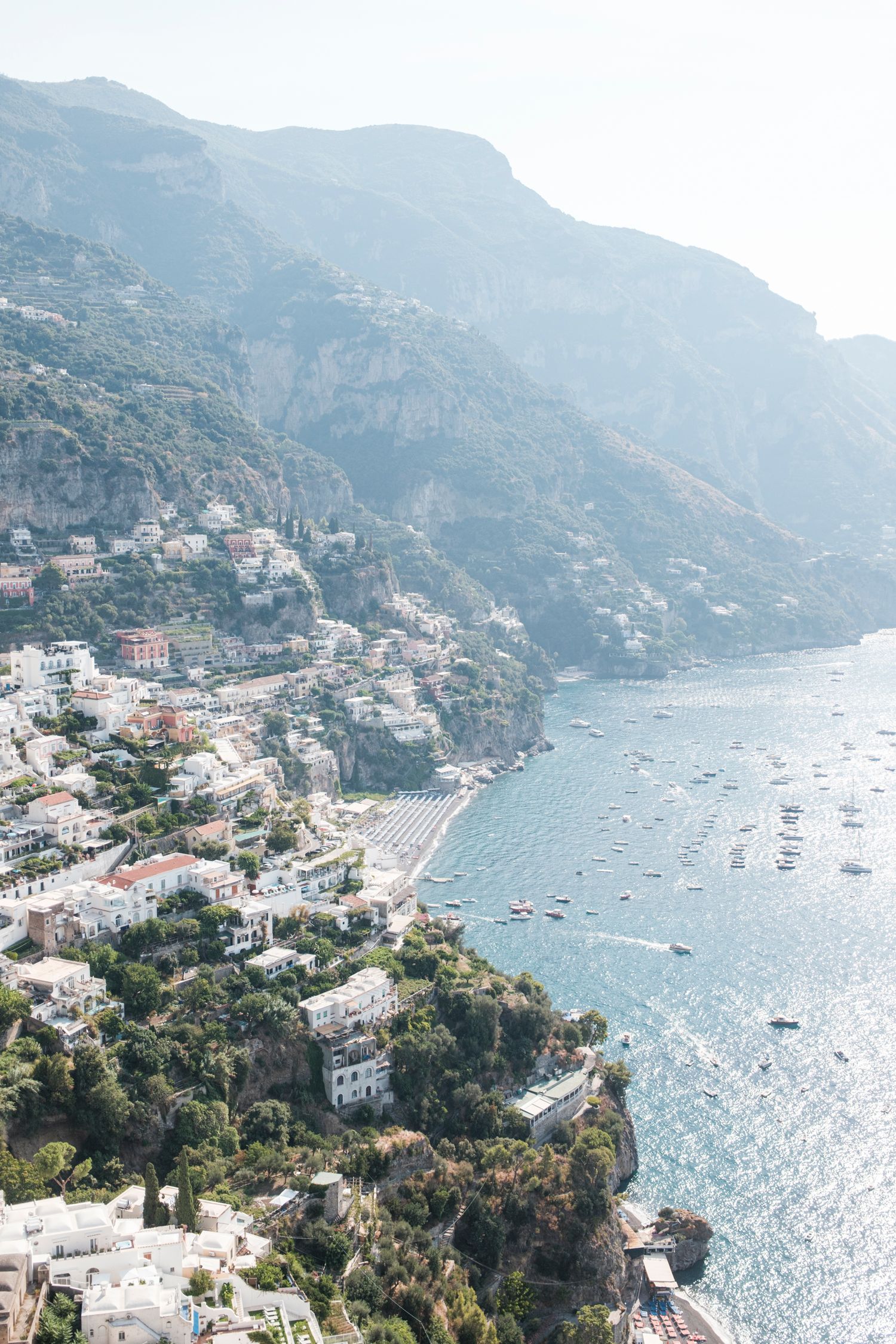 Wedding photographer Italy. 
Luxury destination wedding photography in Tuscany Amalfi Coast, Lake Como. 
Emotional wedding photos