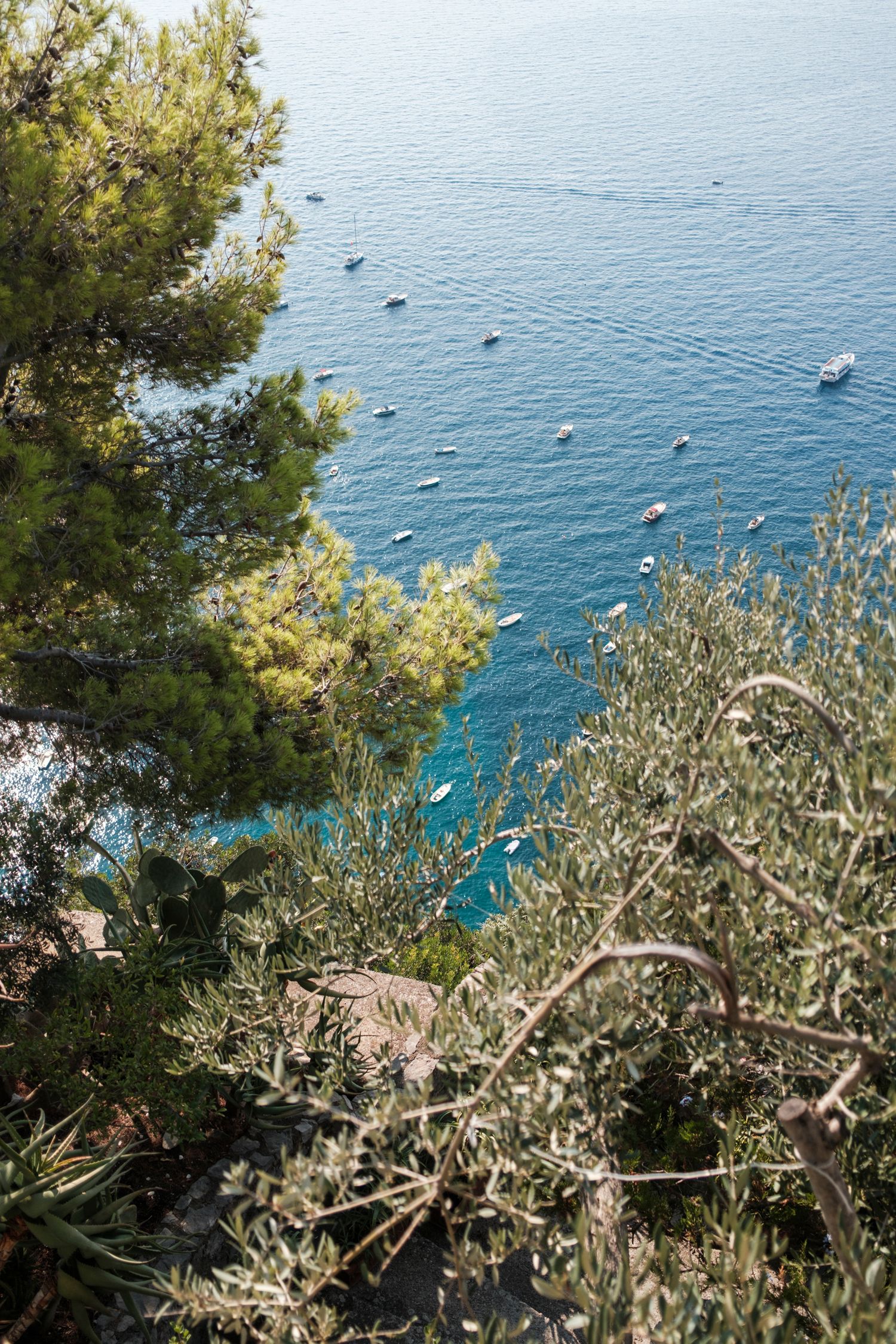 Wedding photographer Italy. 
Luxury destination wedding photography in Tuscany Amalfi Coast, Lake Como. 
Emotional wedding photos