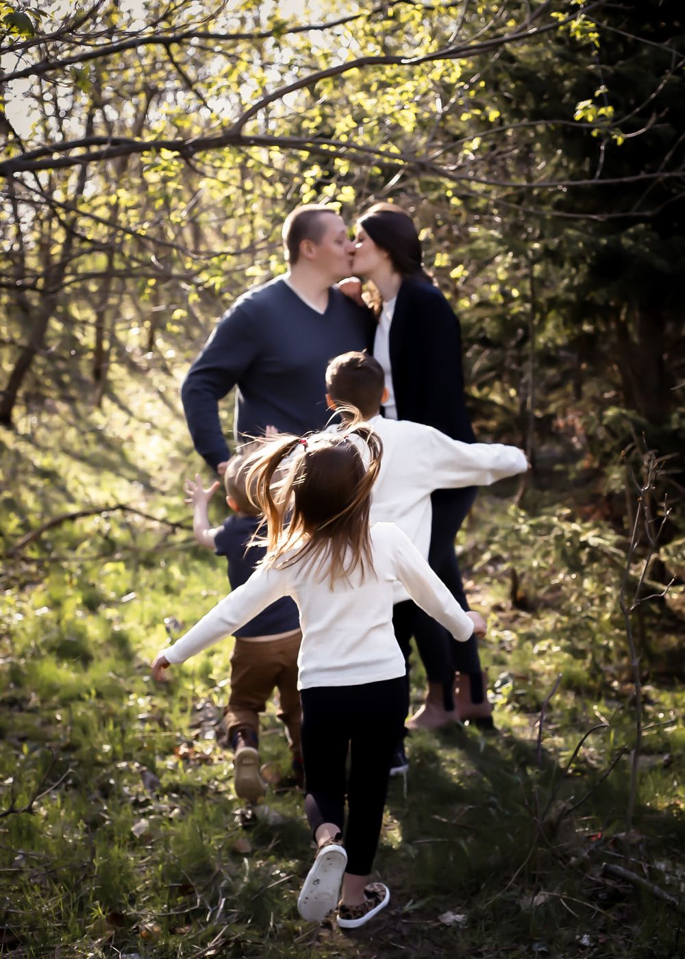 Family Portrait
Professional Photographer Janesville Wisconsin
outdoors
natural light photography
