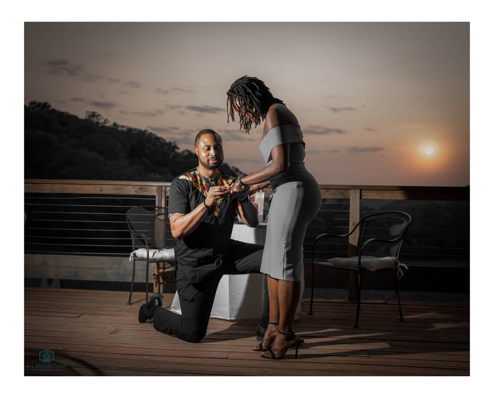 surprise proposal photoshoot with sunset