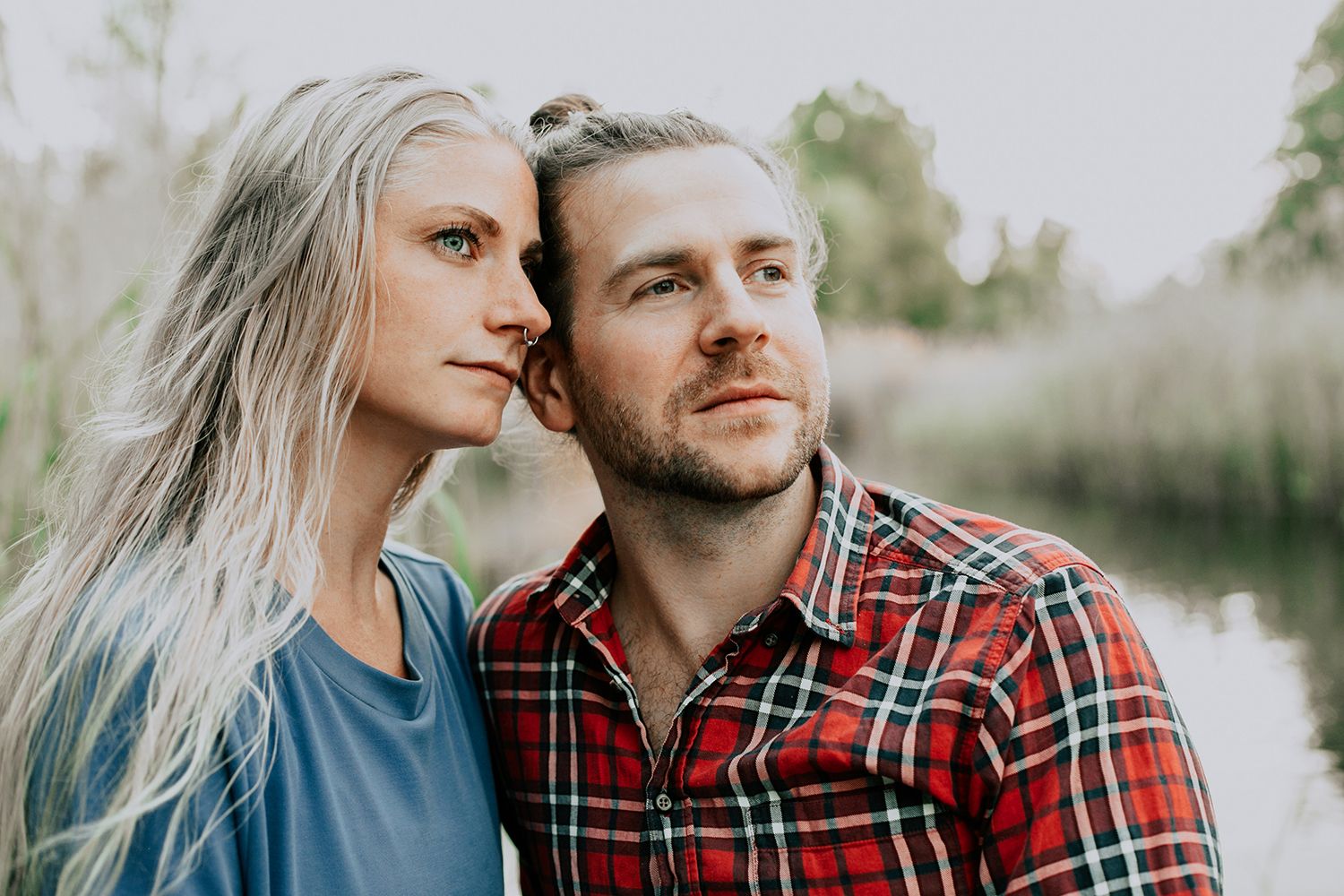 Parfotografering på Hammarö med Pär Kunze och Anna Nilsson. Footgraf Rebecca Nordin.