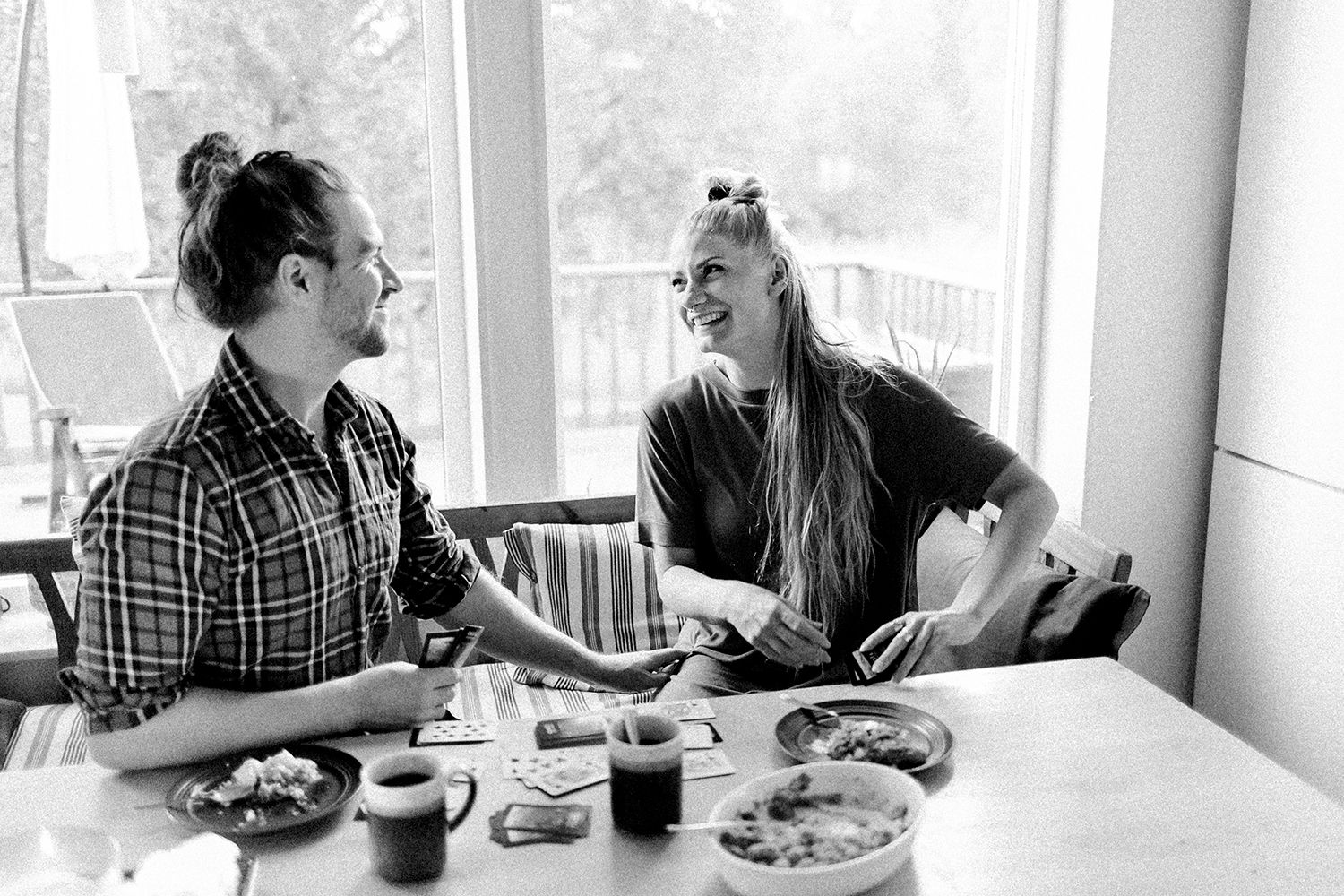 Parfotografering i Hammarö med Pär Kunze och Anna Nilsson. Footgraf Rebecca Nordin.