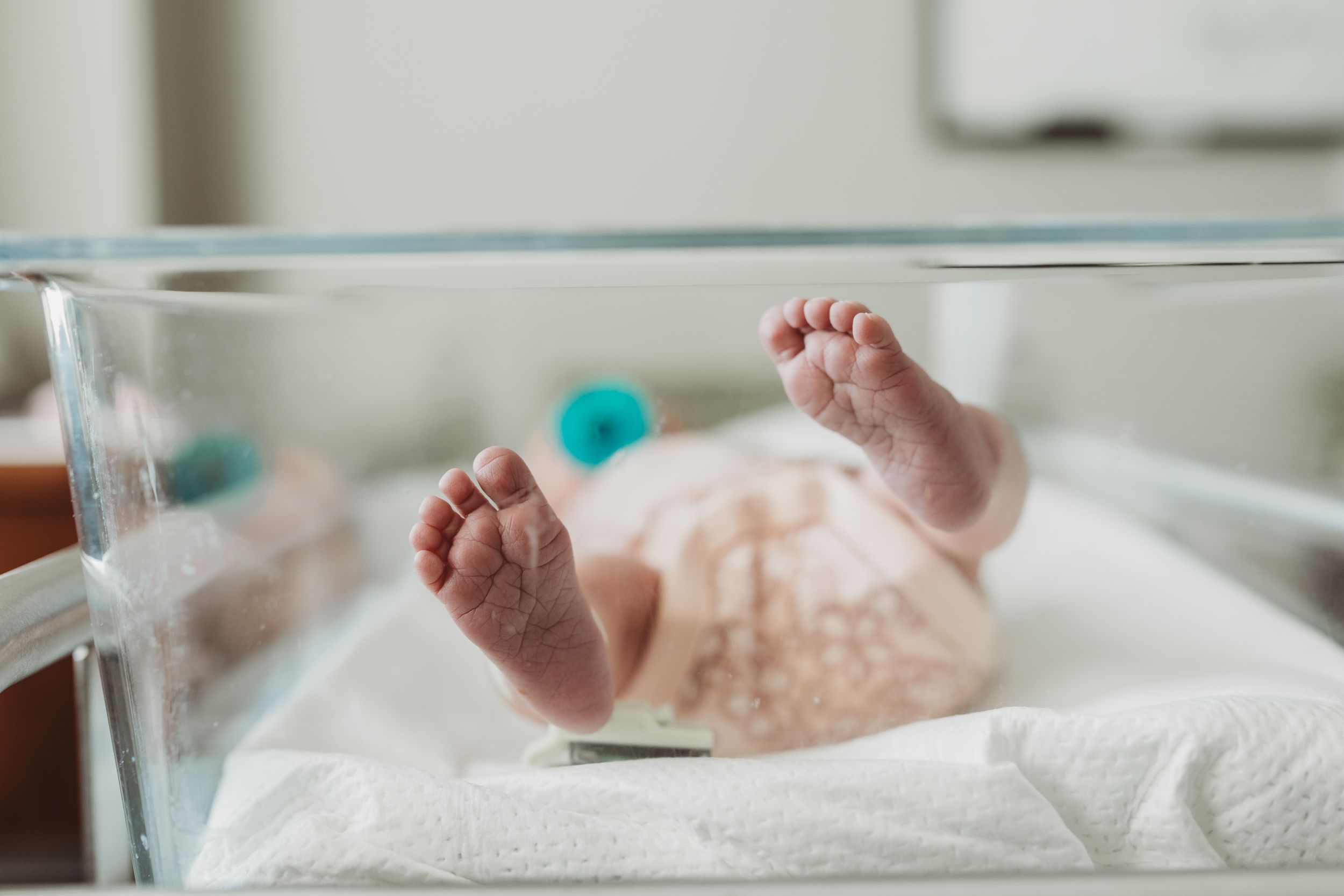 Fresh 48 at SouthCrest Hospital. Newborn baby feet.
