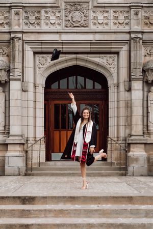 Oklahoma College Senior graduation photos. Oklahoma senior photographer. Oklahoma City Senior Photographer. Norman Oklahoma photographer