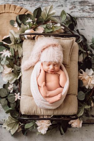 Oklahoma newborn photographer. Oklahoma City Newborn photographer. Newborn photos in Oklahoma City. Oklahoma City Newborn Photographer