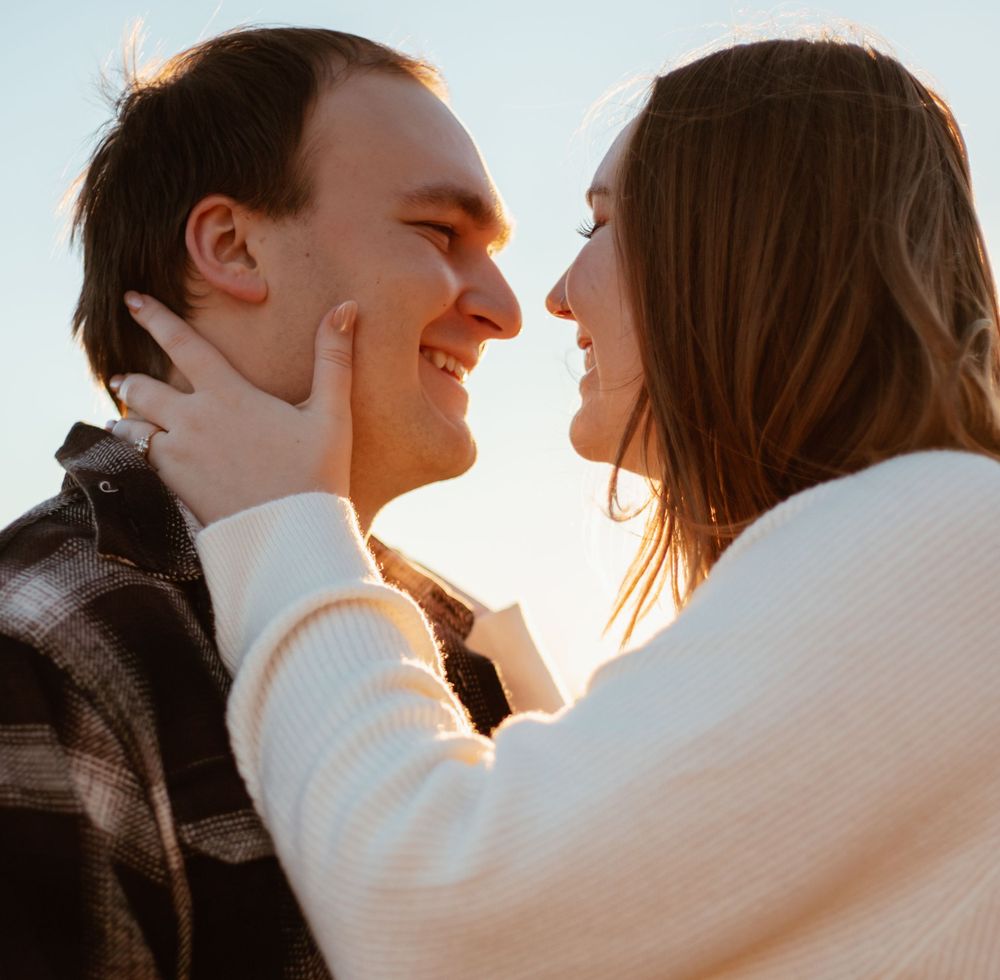 Fargo-Moorhead, Minnesota engagement photographer, wedding photographer, couples photographer, and family photographer