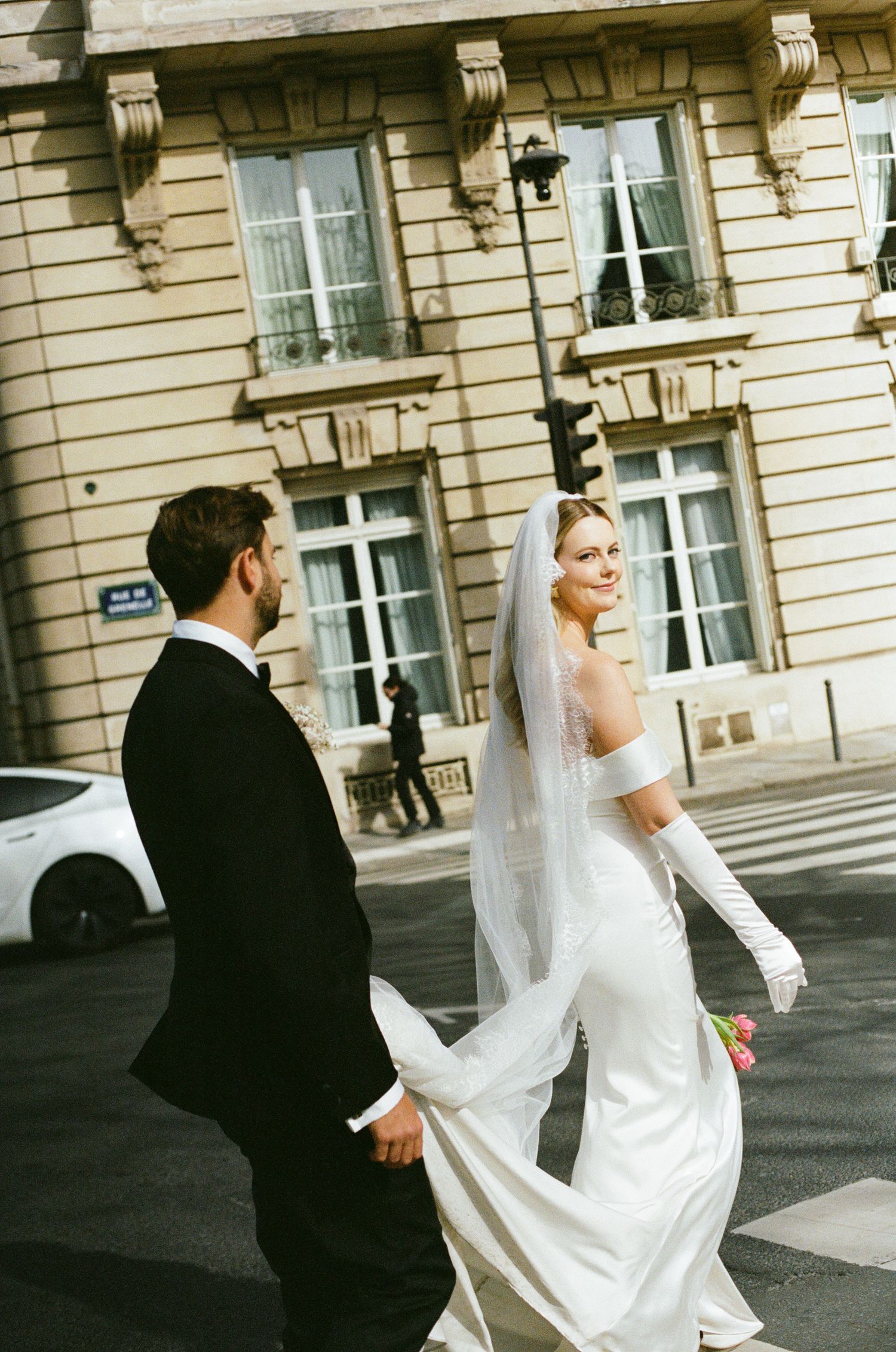Paris elopement photographer, Paris anti-bride, Paris modern wedding, Paris film photography, Paris film photographer, Paris elopement