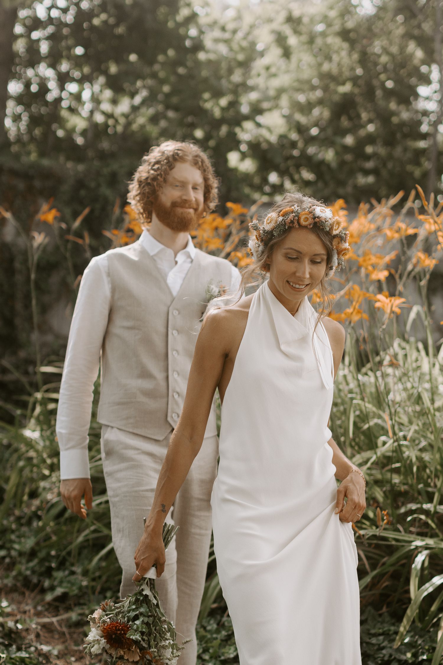 A candid, intimate wedding photography in Grimsby, Ontario