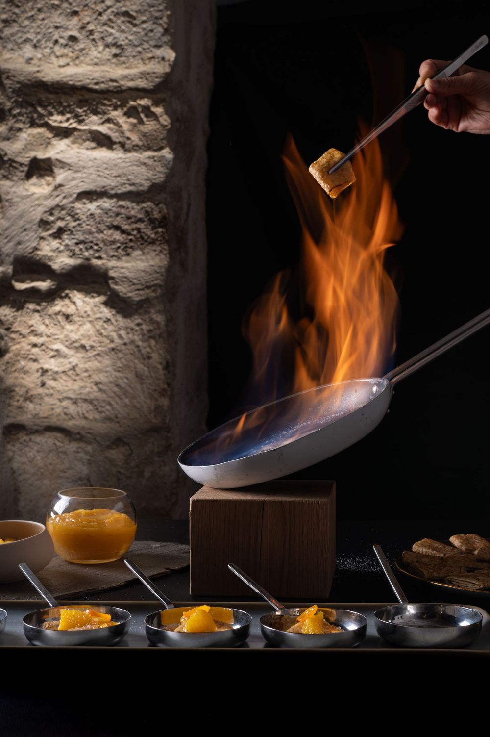 Crêpe suzette Lenôtre - Mélanie Rousselle, photographe traiteur Paris