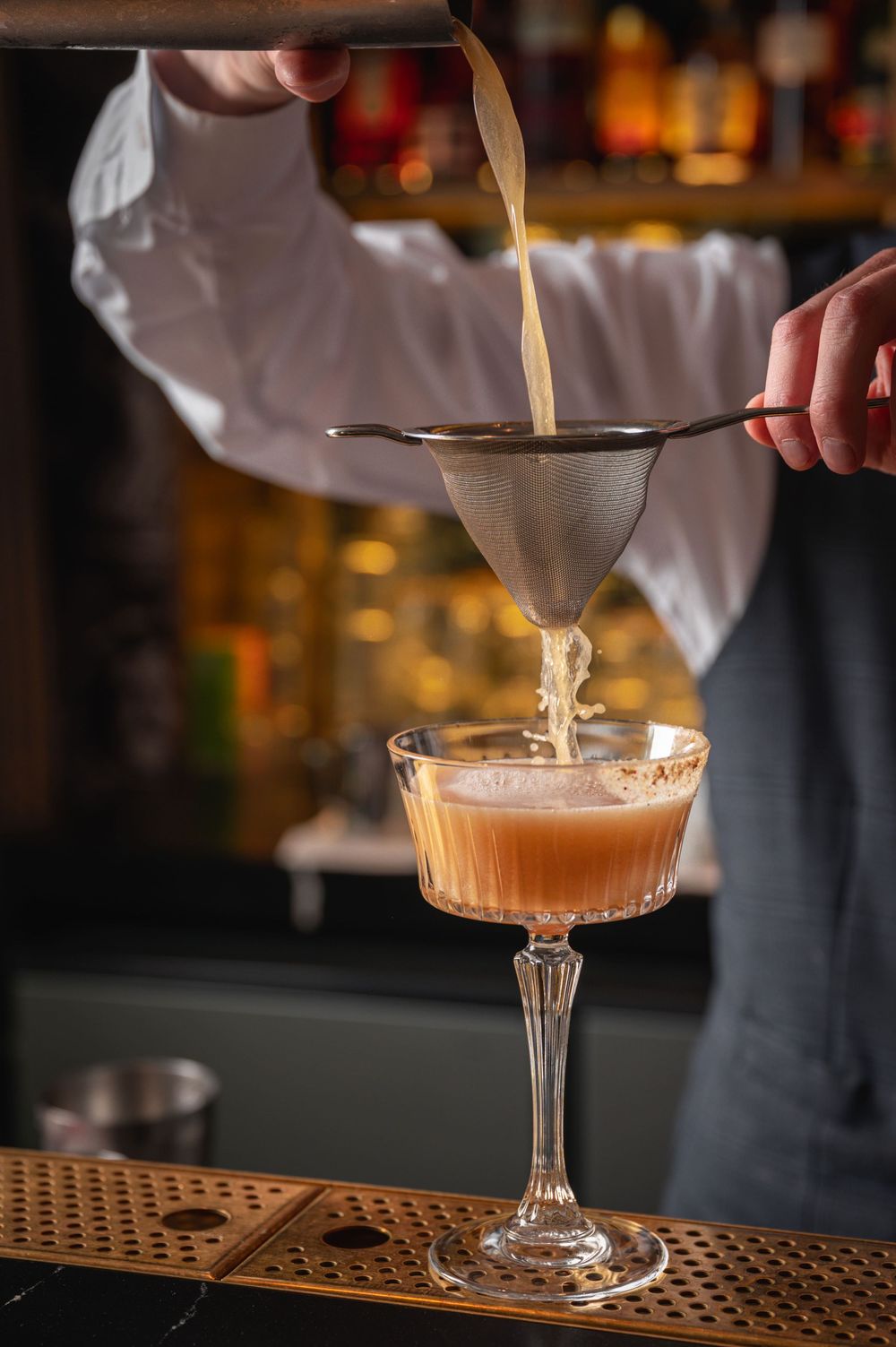 Shooting cocktail au bar de l'hôtel le Dolce à Versailles - photographe hôtellerie Mélanie Rousselle