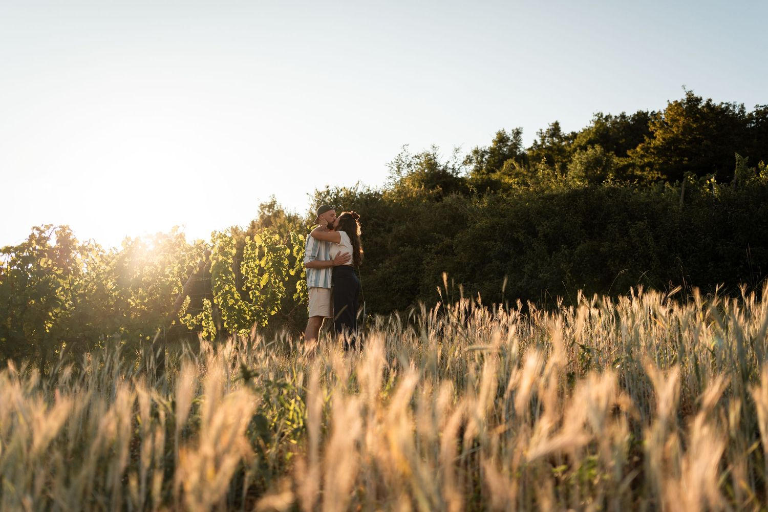 Séance photos couple proche de Strasbourg dans les vignes.