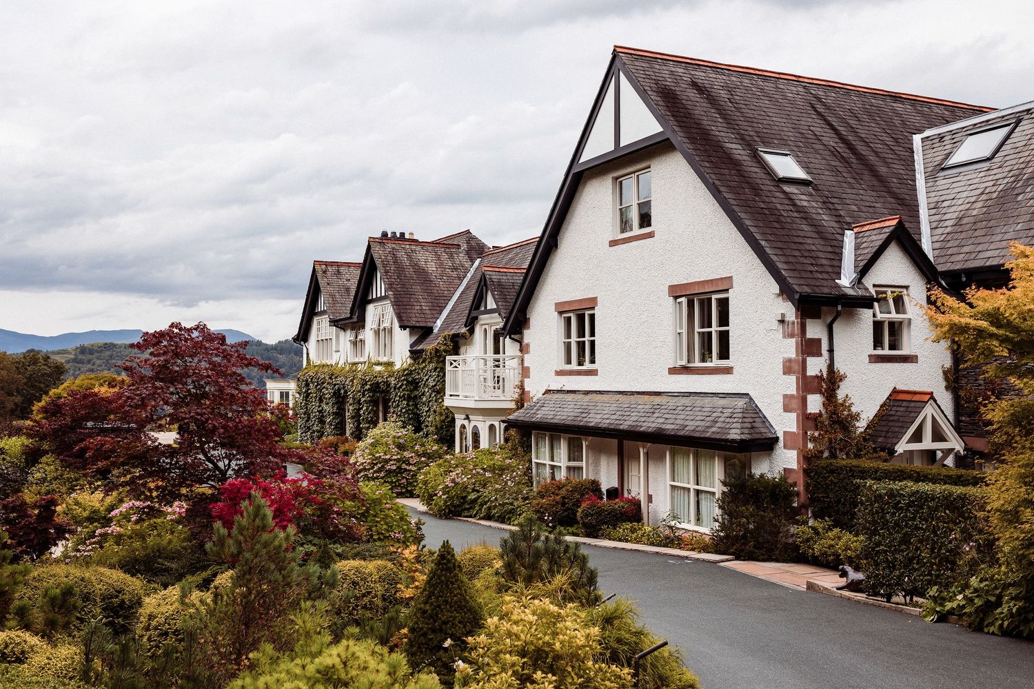 Linthwaite House wedding venue overlooking Windermere