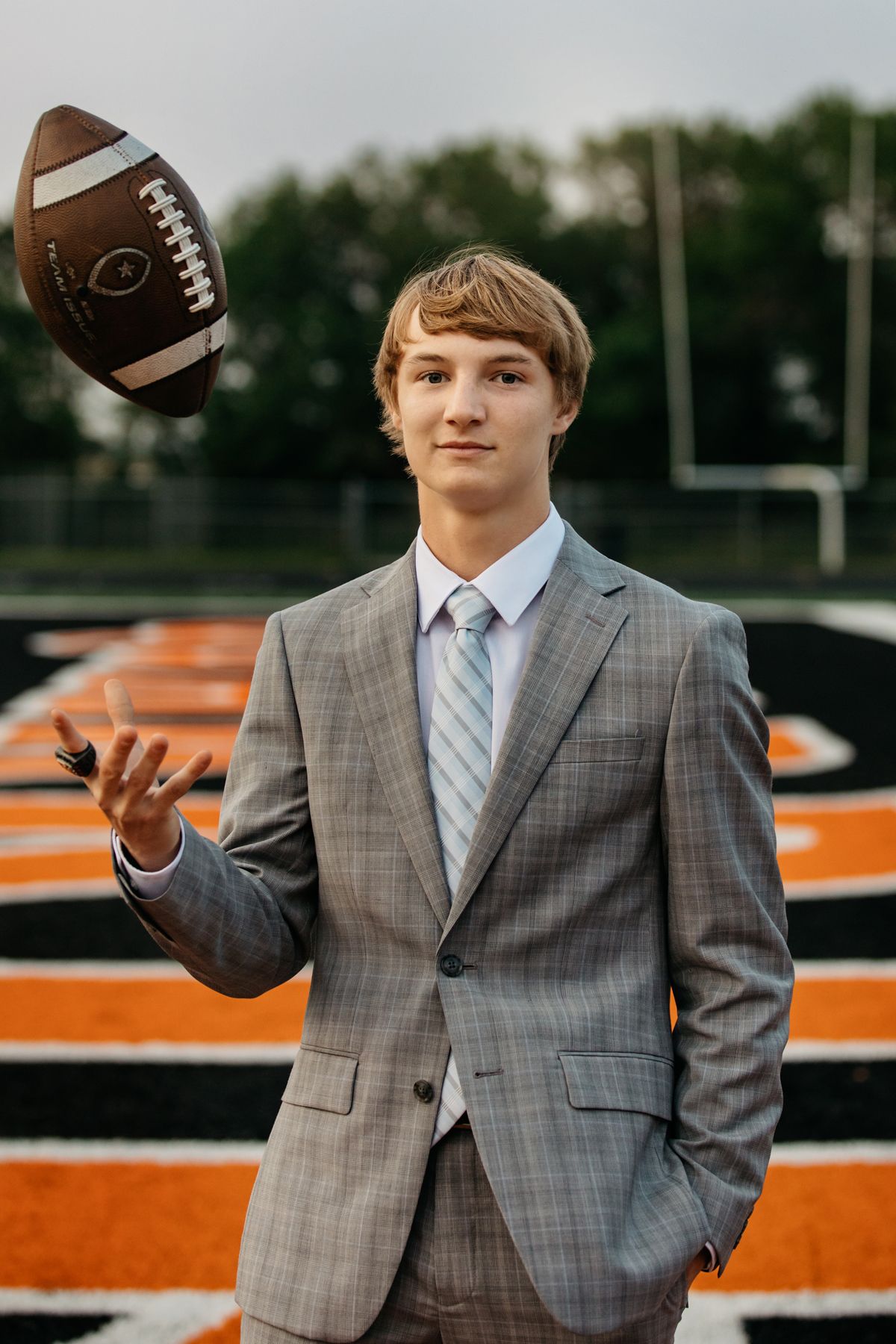 Senior Boy Photography, Senior Portraits for Boy Football Players, Sioux Falls Photographer, Sioux Falls Senior Photos