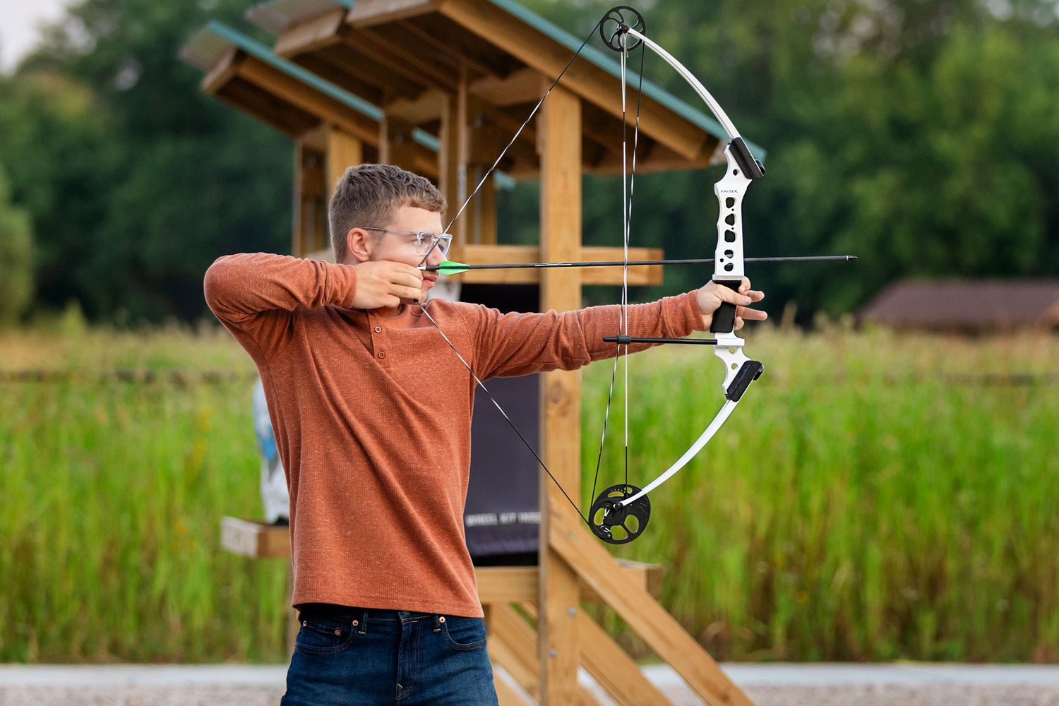 Senior Boy Photography, Archery Senior Portraits, South Dakota, Sioux Falls Photographer, Sioux Falls Senior Photos